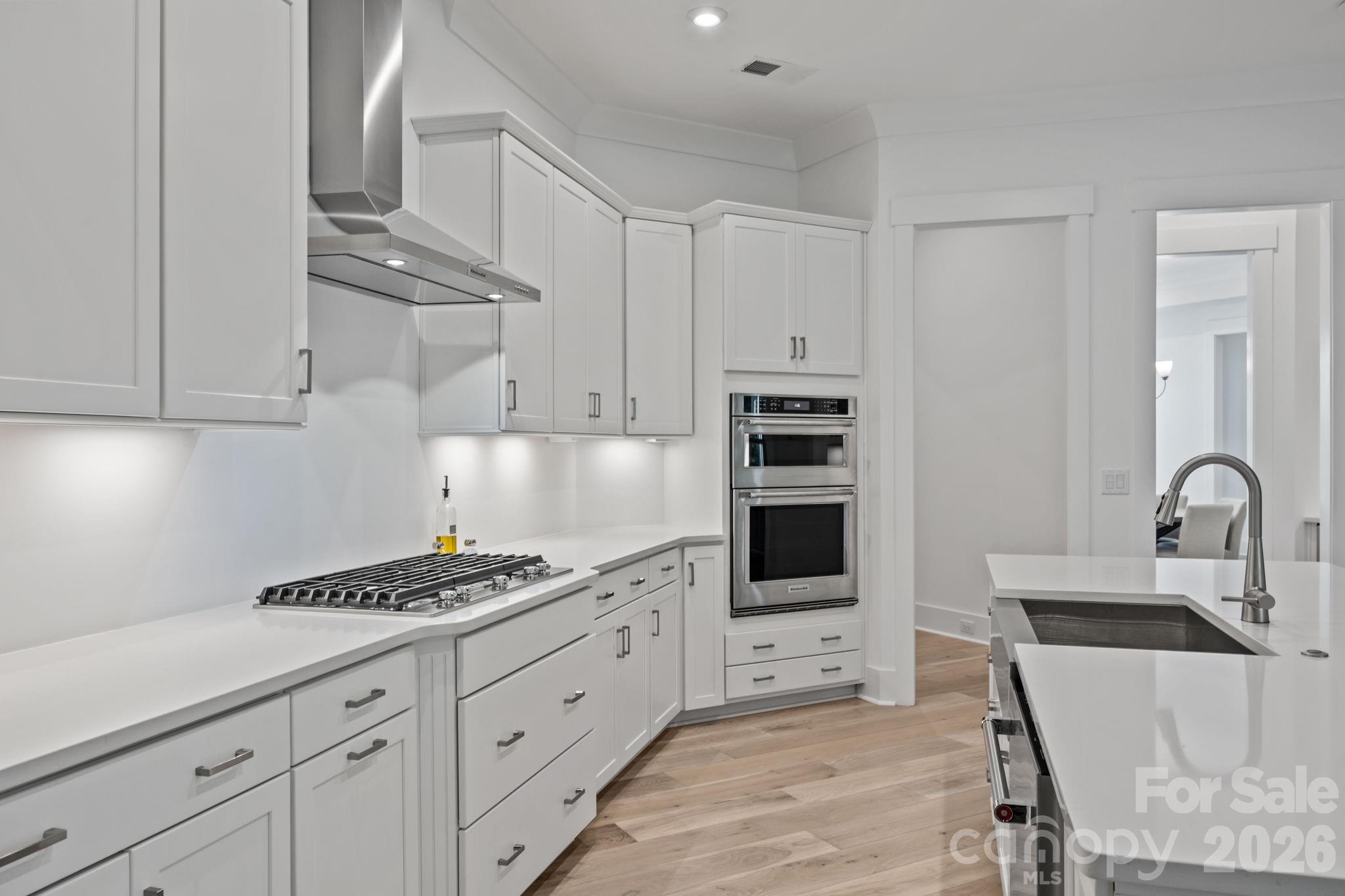 8620 Balcony Bridge Road — Huntersville
