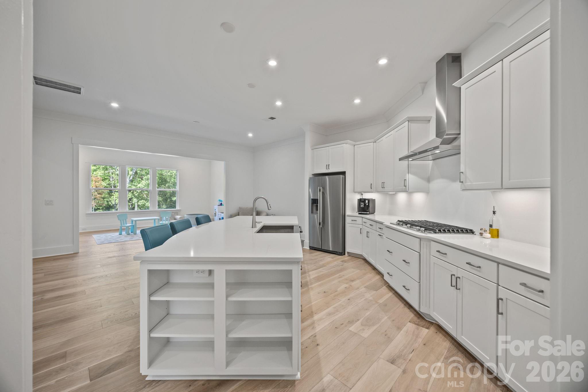 8620 Balcony Bridge Road — Huntersville