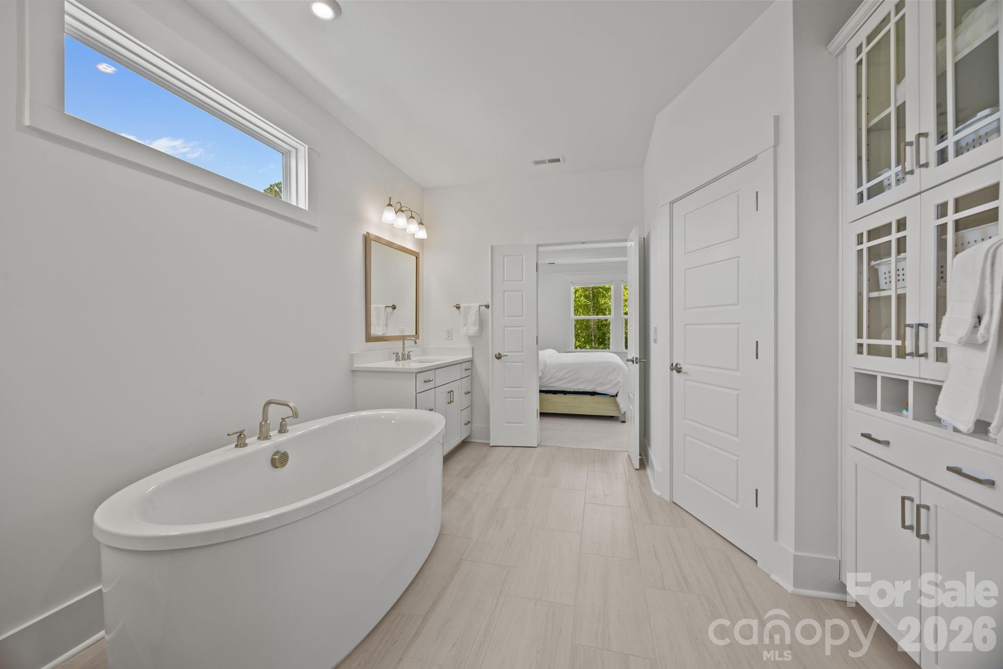 8620 Balcony Bridge Road — Huntersville