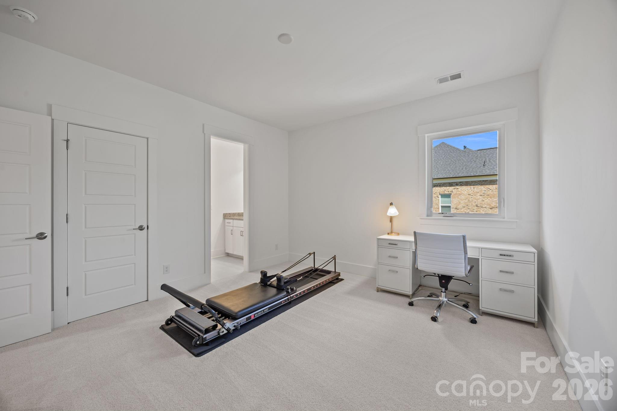 8620 Balcony Bridge Road — Huntersville