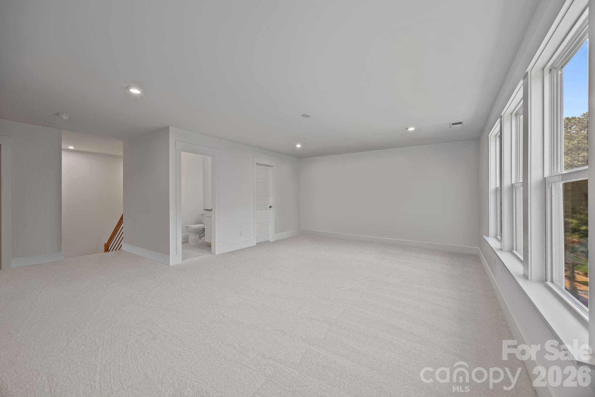 8620 Balcony Bridge Road — Huntersville