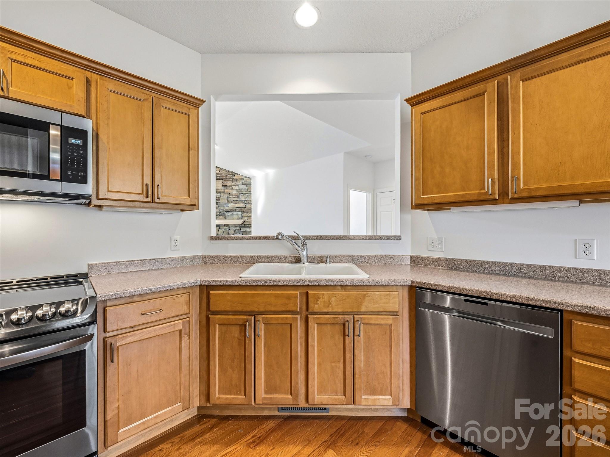 35 Stonecrest Court — Flat Rock