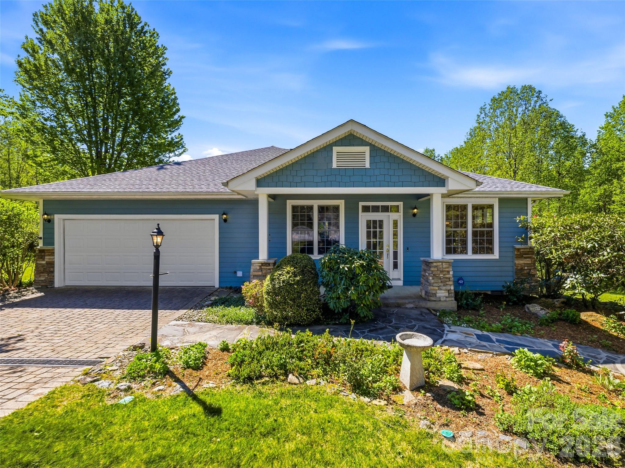 35 Stonecrest Court — Flat Rock