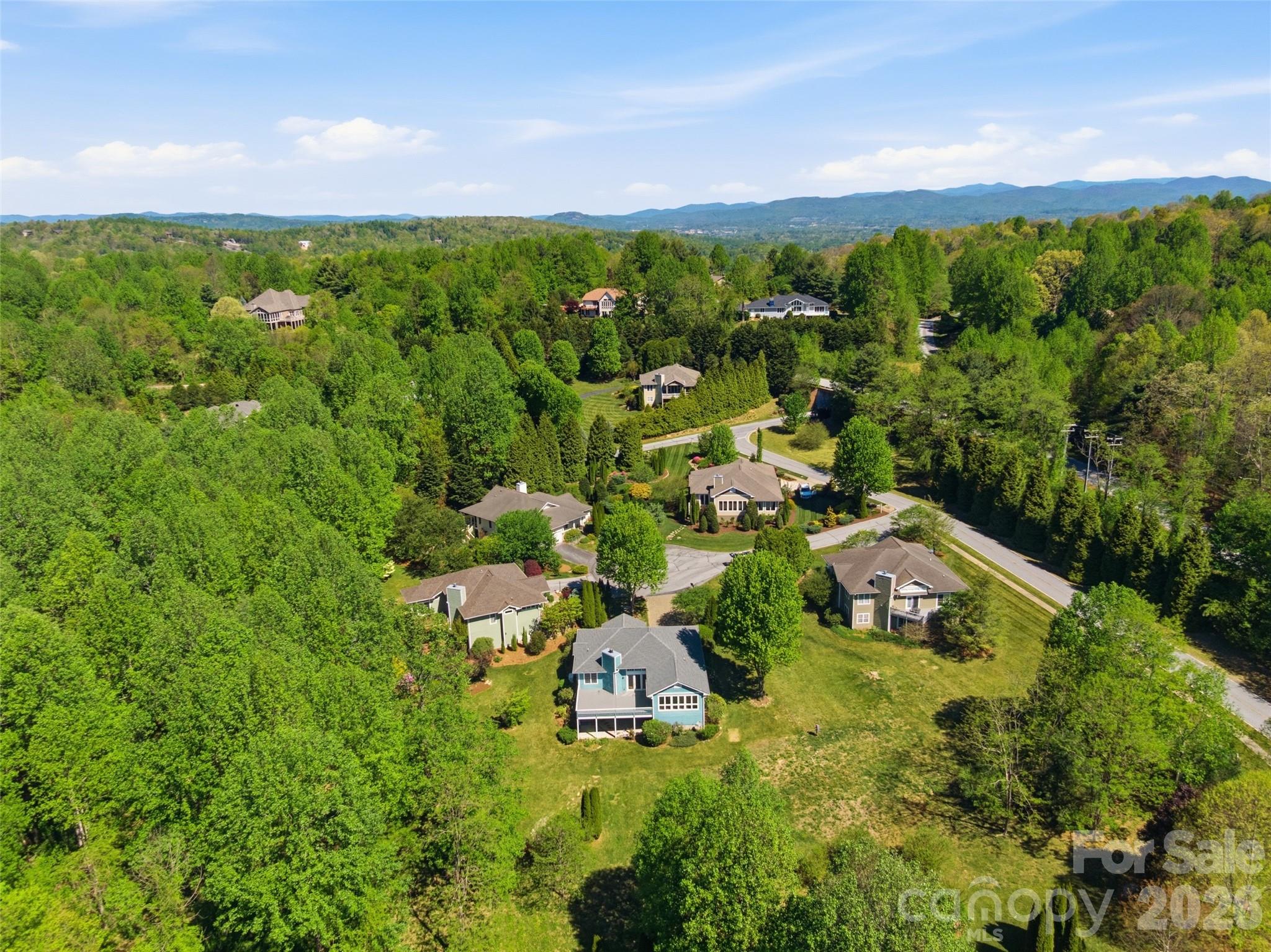 35 Stonecrest Court — Flat Rock