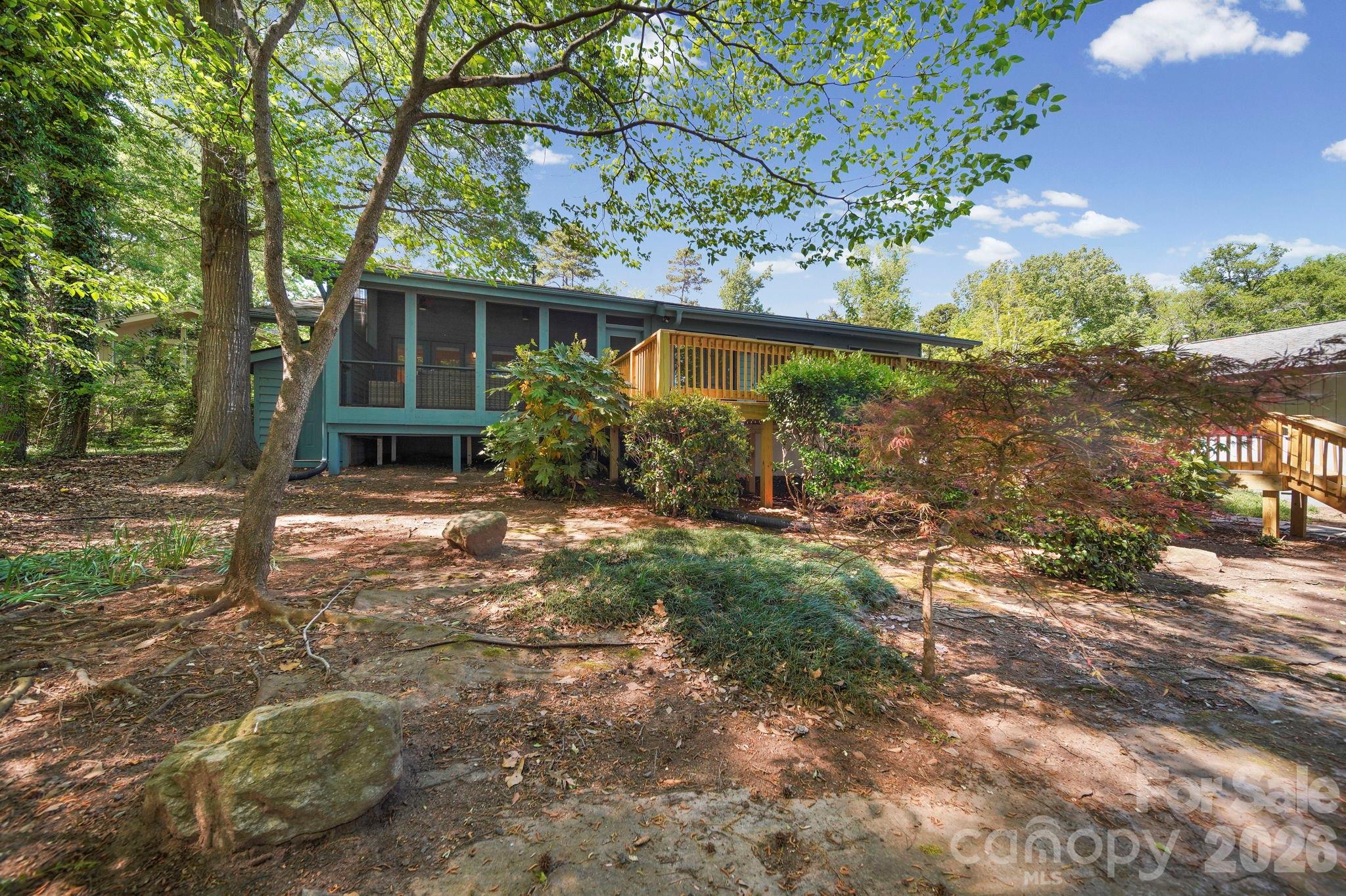 15 King Haigler Chase Street — Lake Wylie