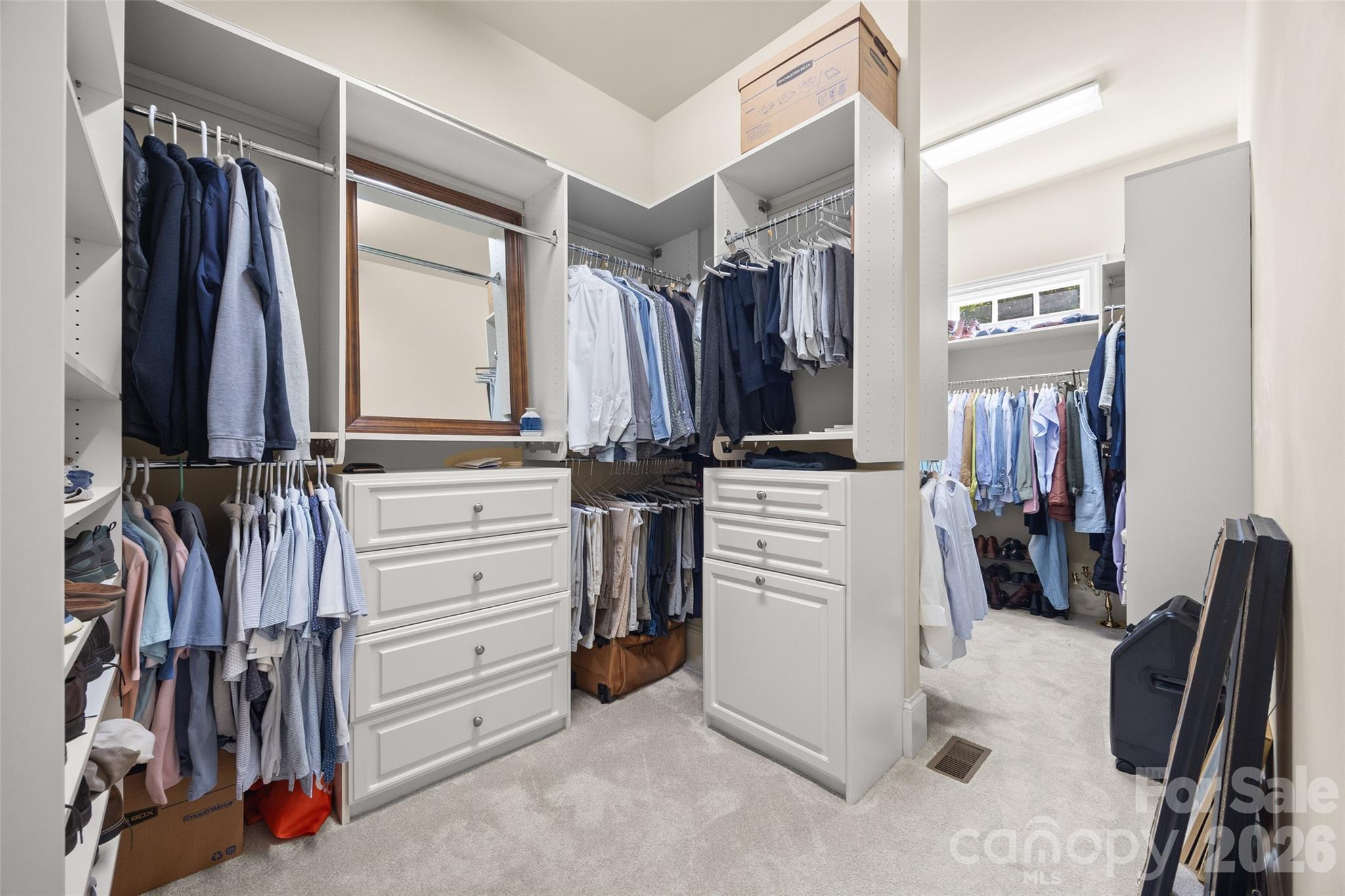 3026 Kings Manor Drive — Matthews