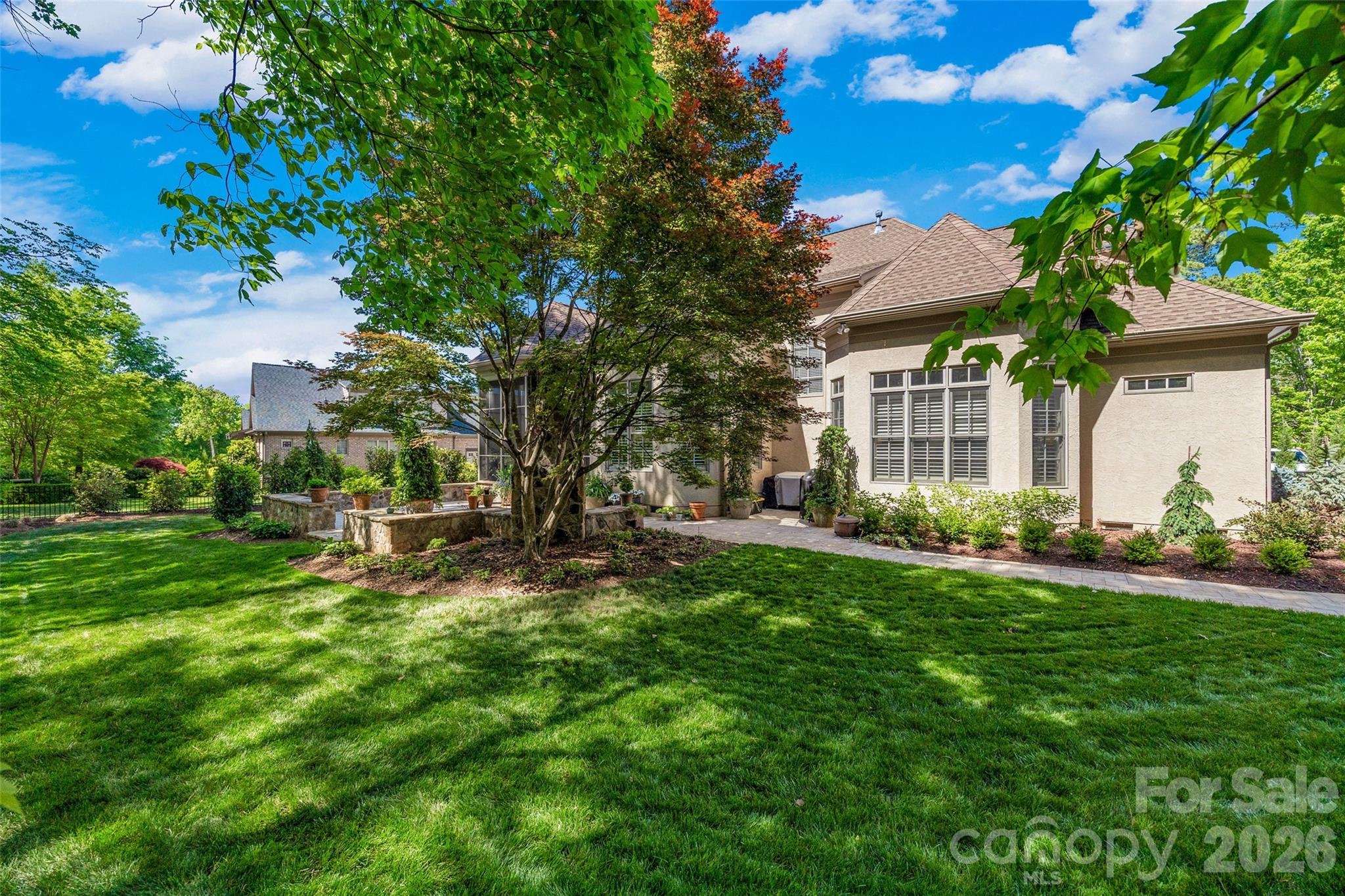 3026 Kings Manor Drive — Matthews