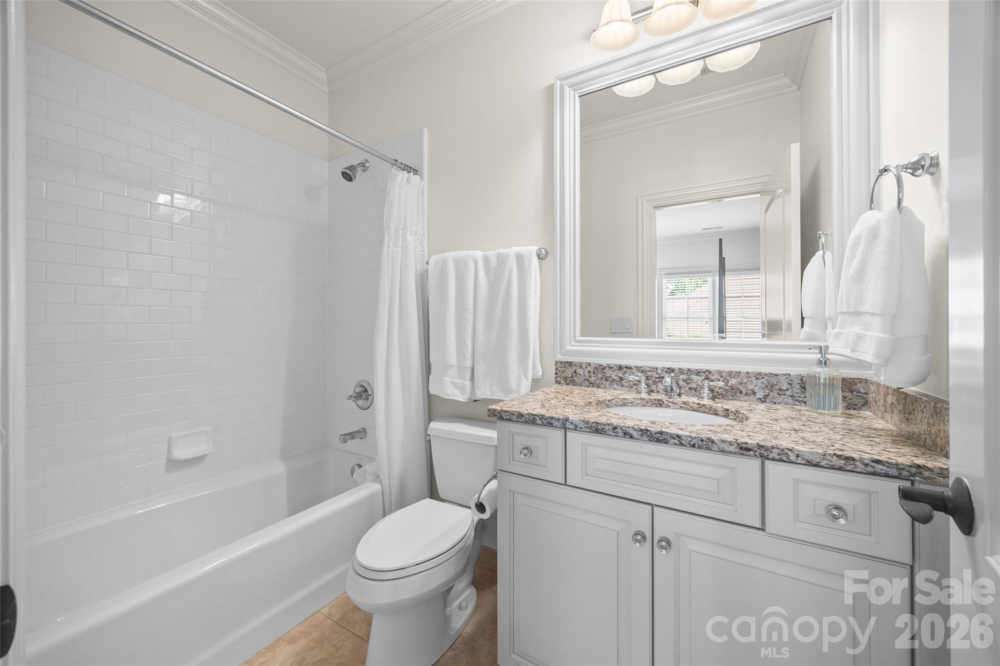 3026 Kings Manor Drive — Matthews