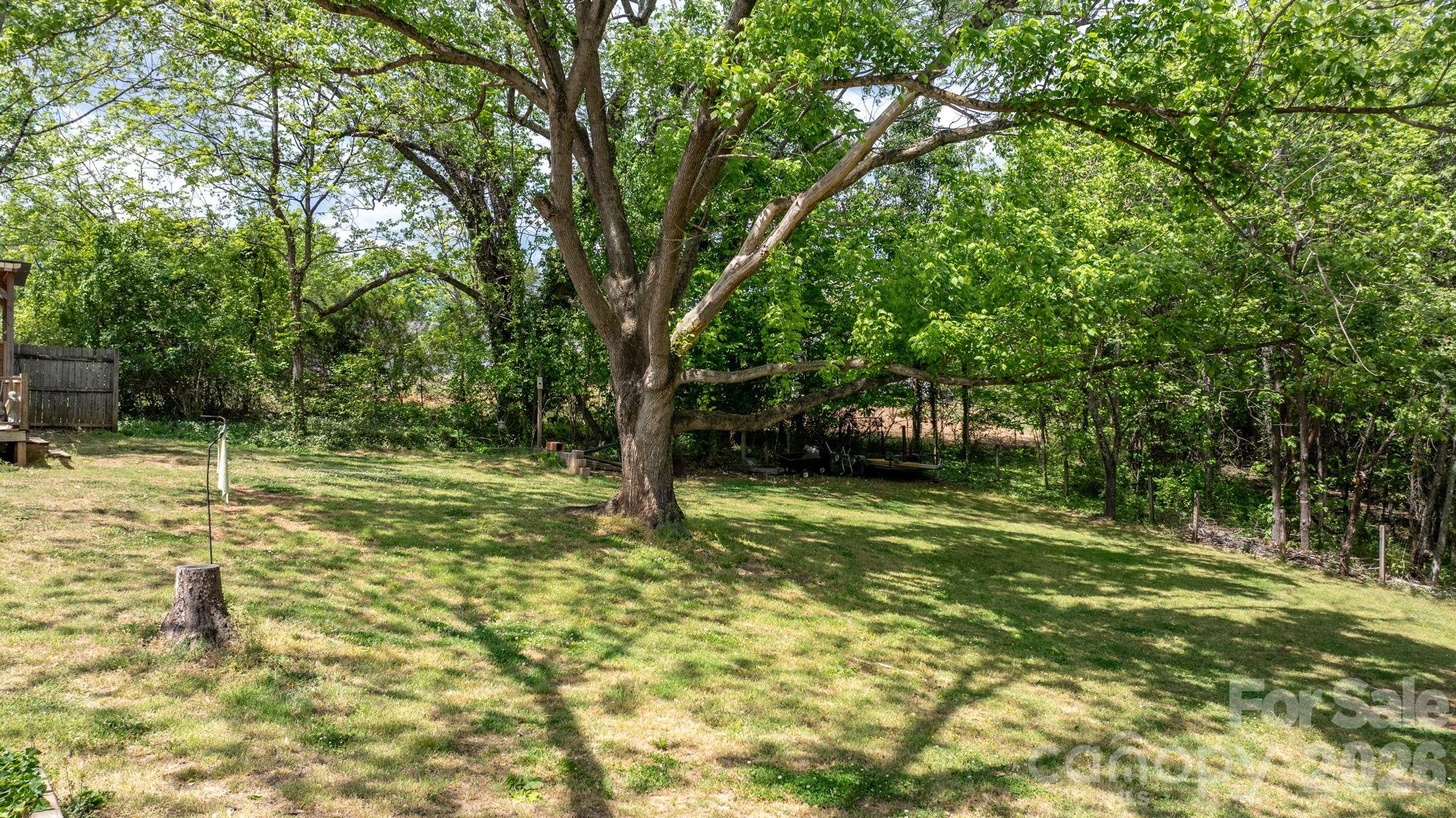 116 Hauss Ridge Road SE — Valdese