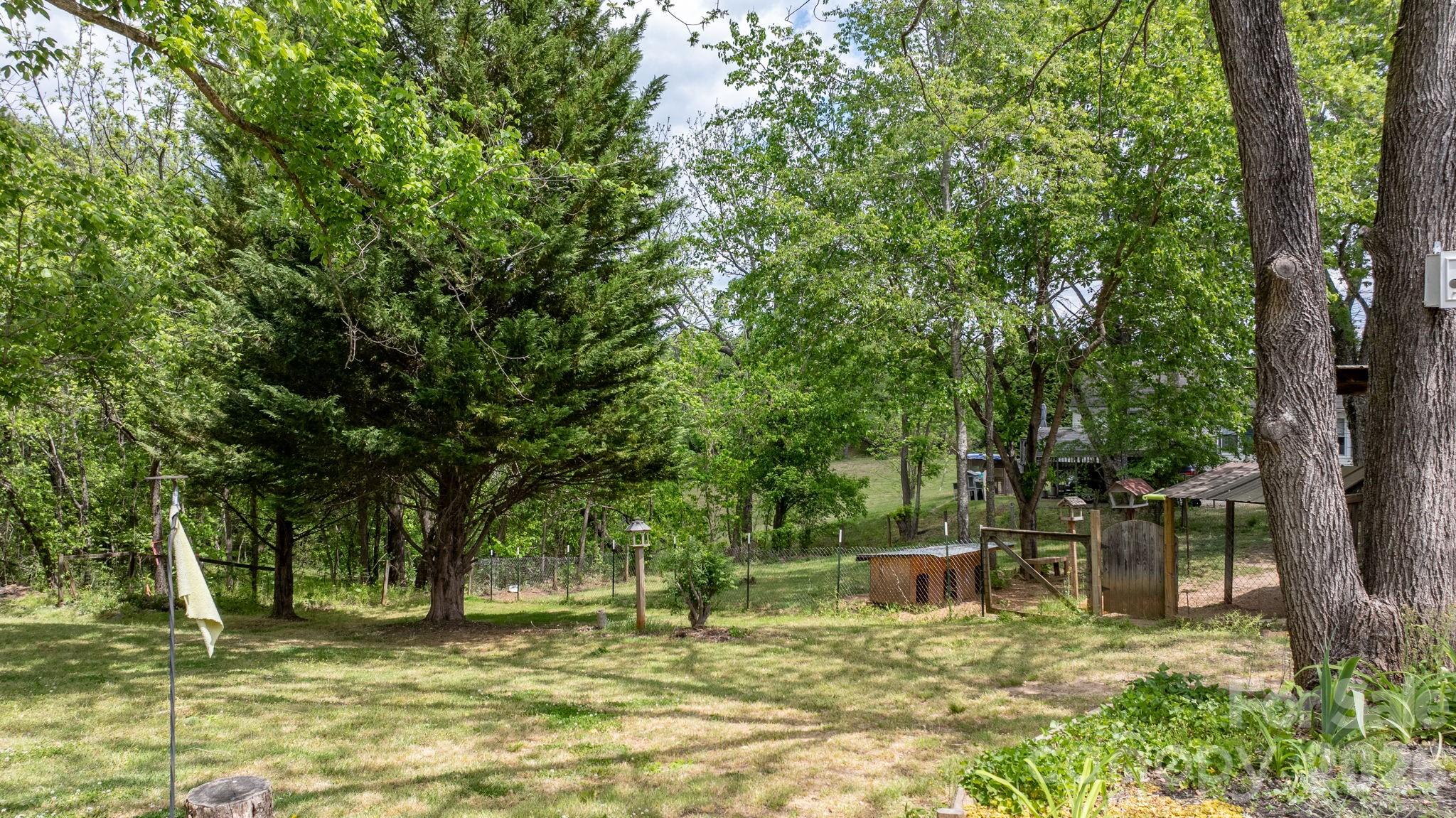 116 Hauss Ridge Road SE — Valdese