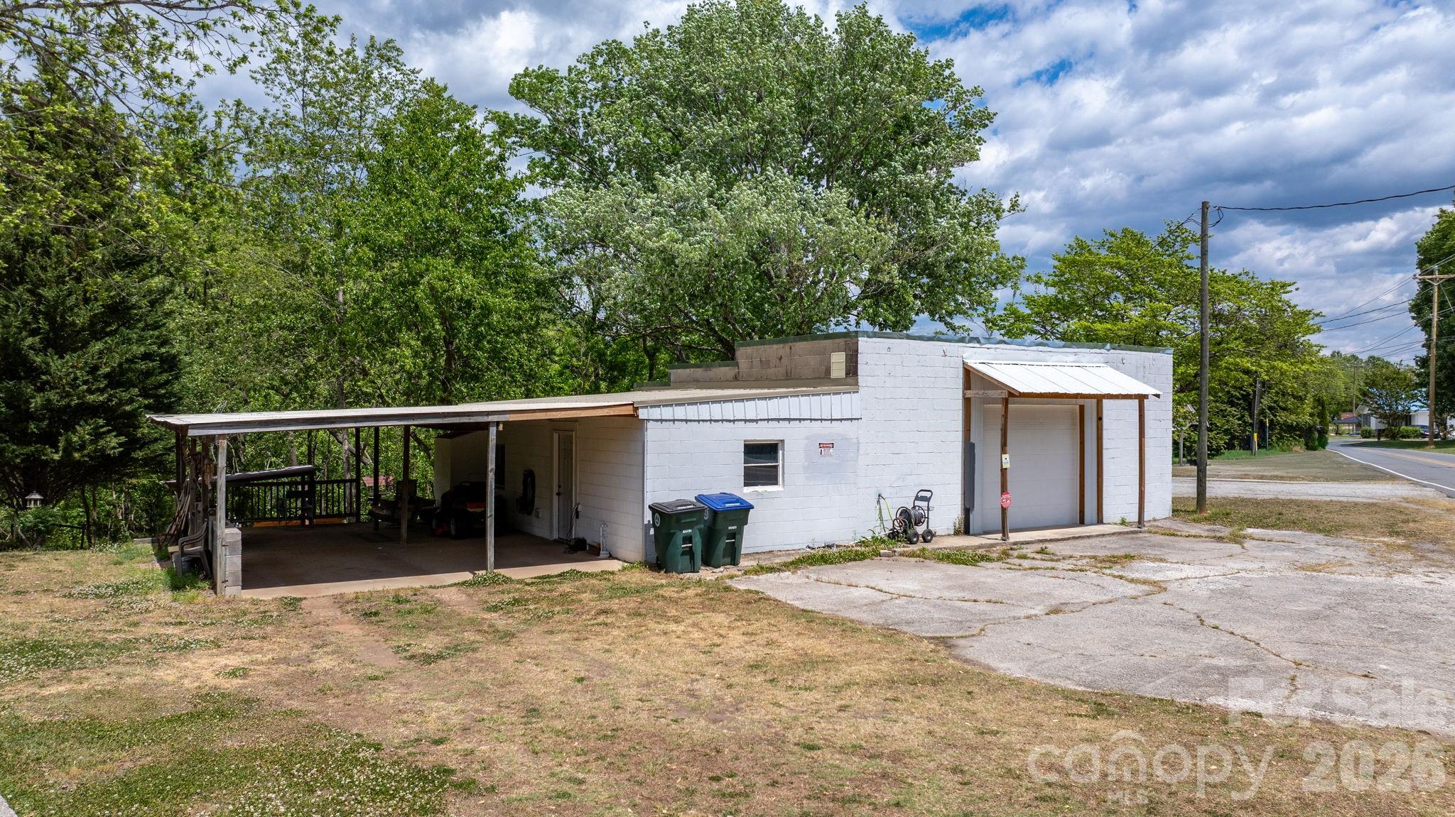 116 Hauss Ridge Road SE — Valdese