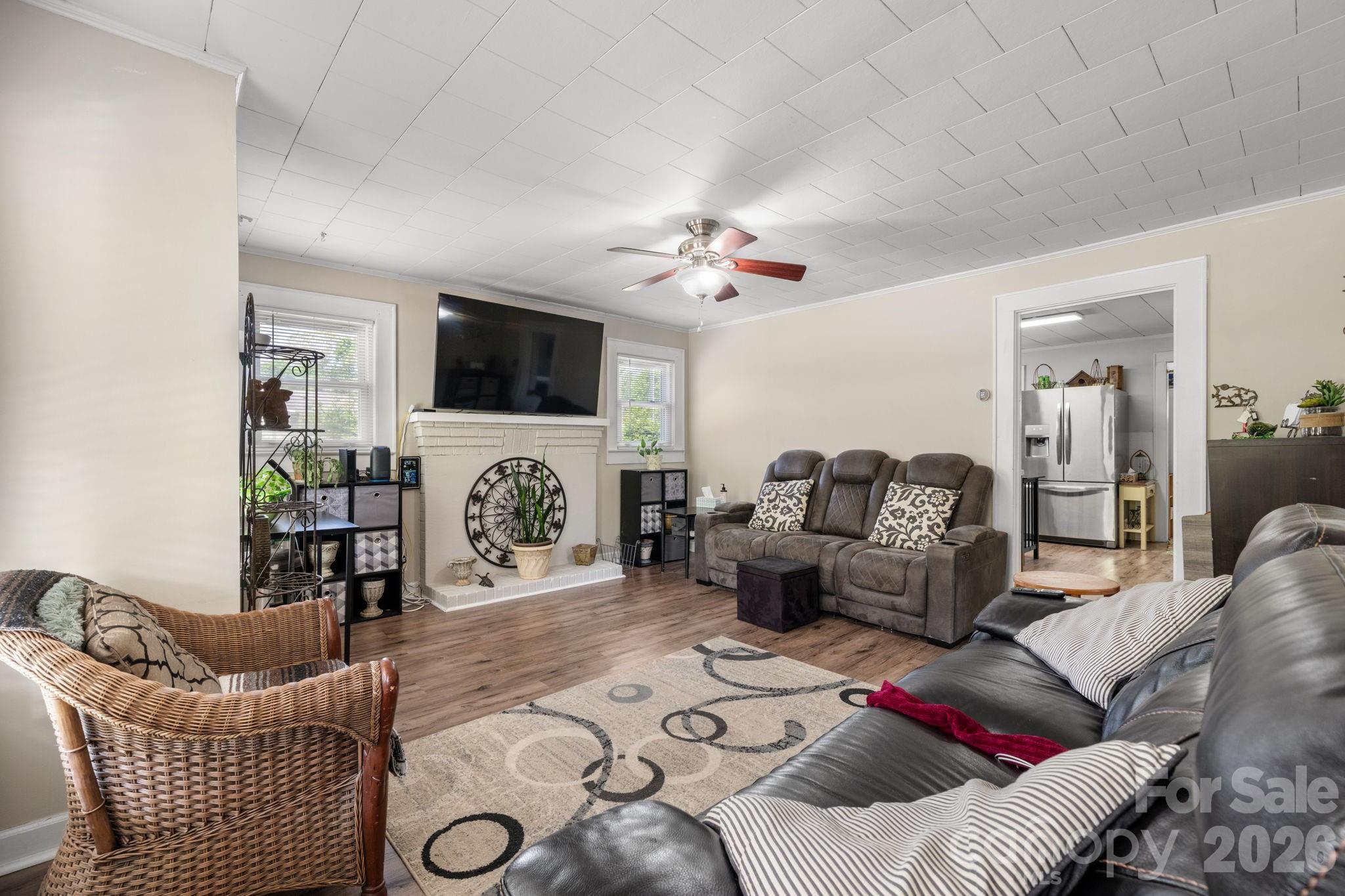 116 Hauss Ridge Road SE — Valdese
