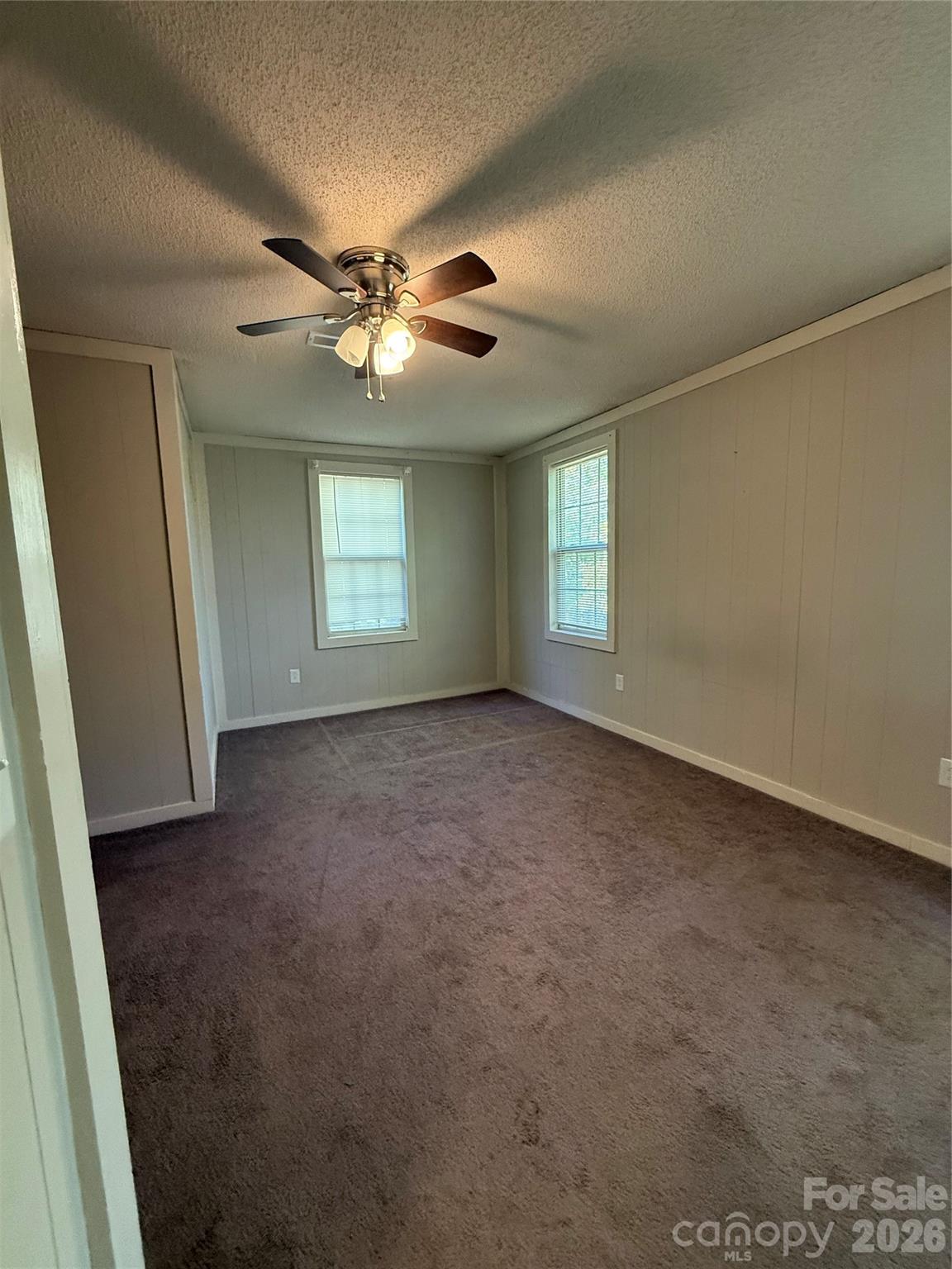 909 Sheridan Oliver Road — Ruby
