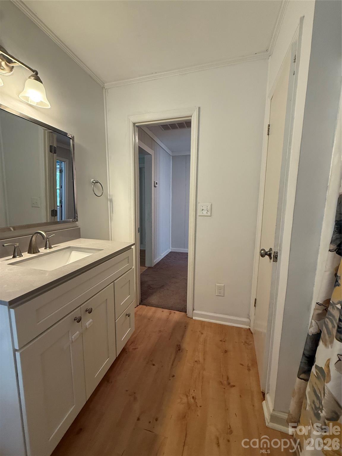 909 Sheridan Oliver Road — Ruby