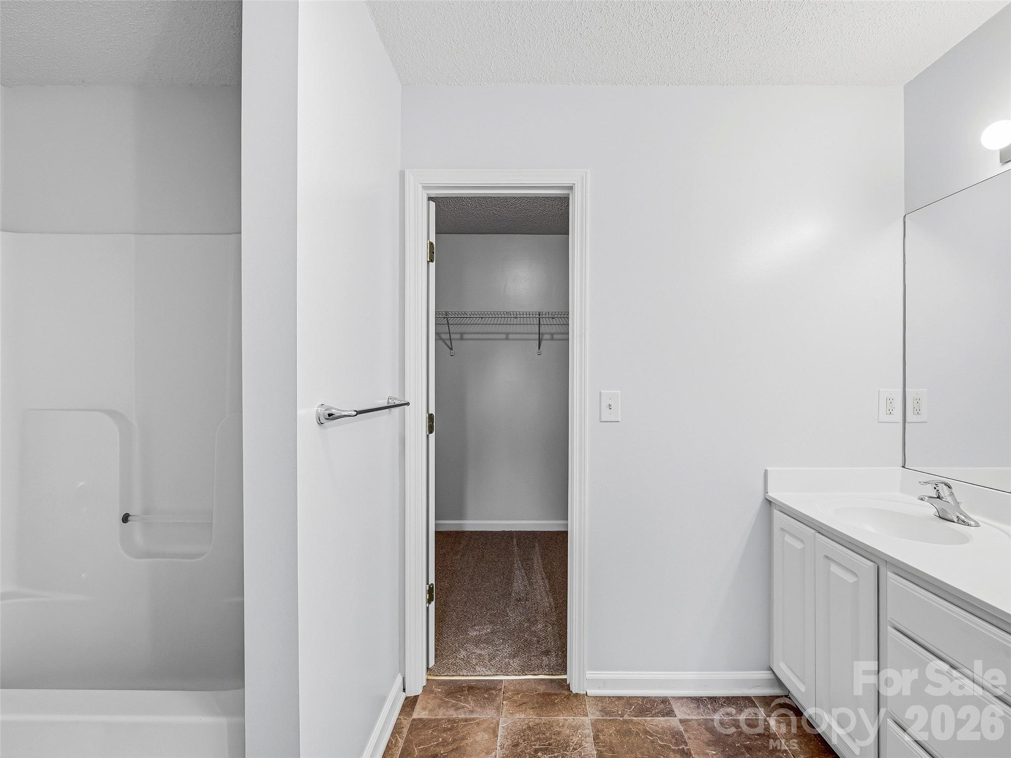 21 Shelburne Drive — Asheville