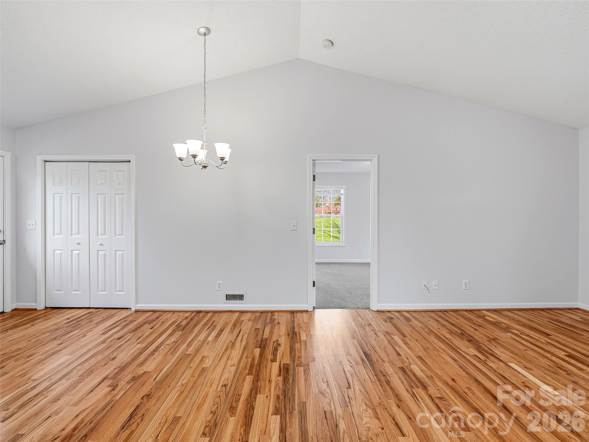 21 Shelburne Drive — Asheville