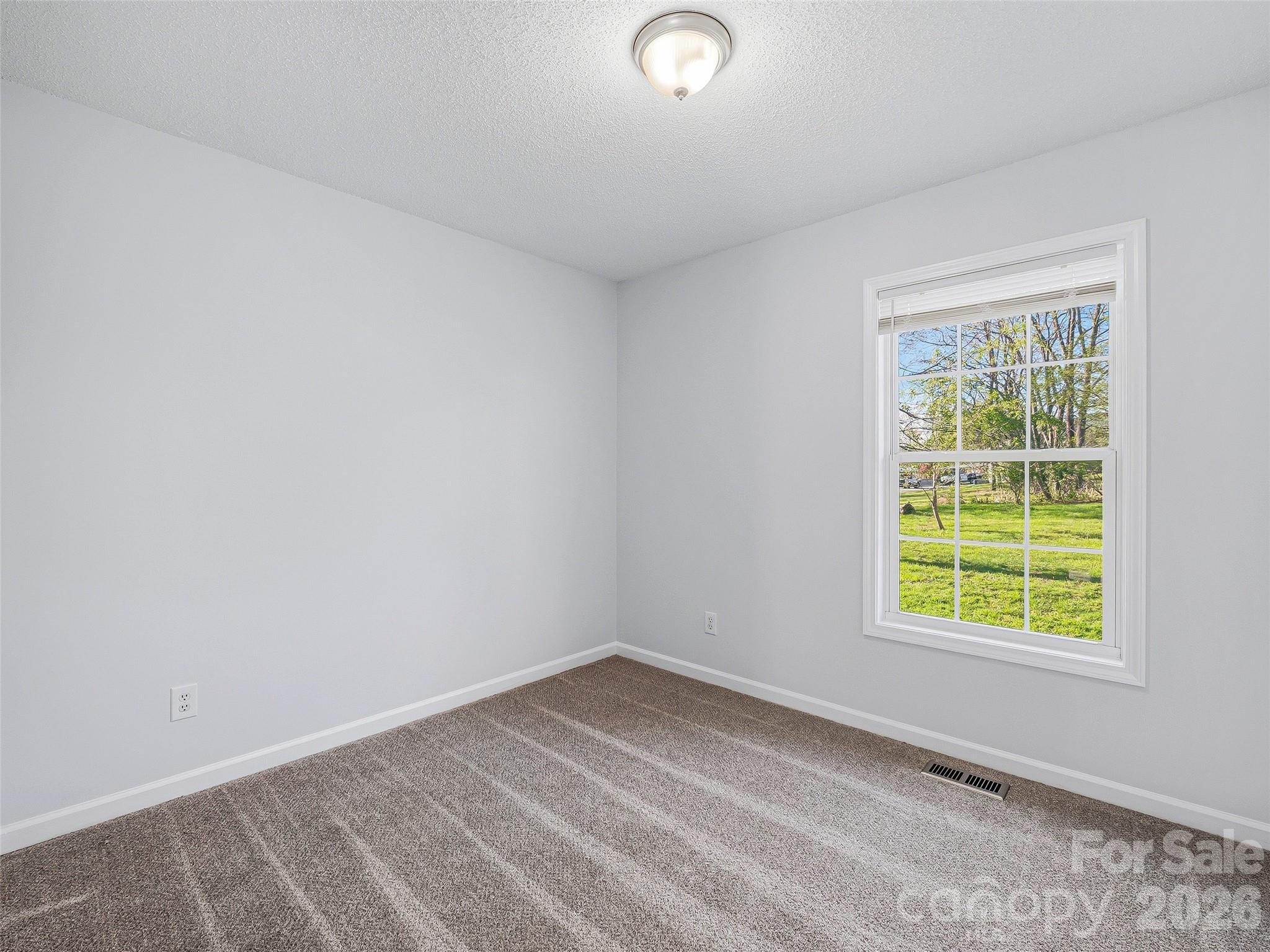 21 Shelburne Drive — Asheville