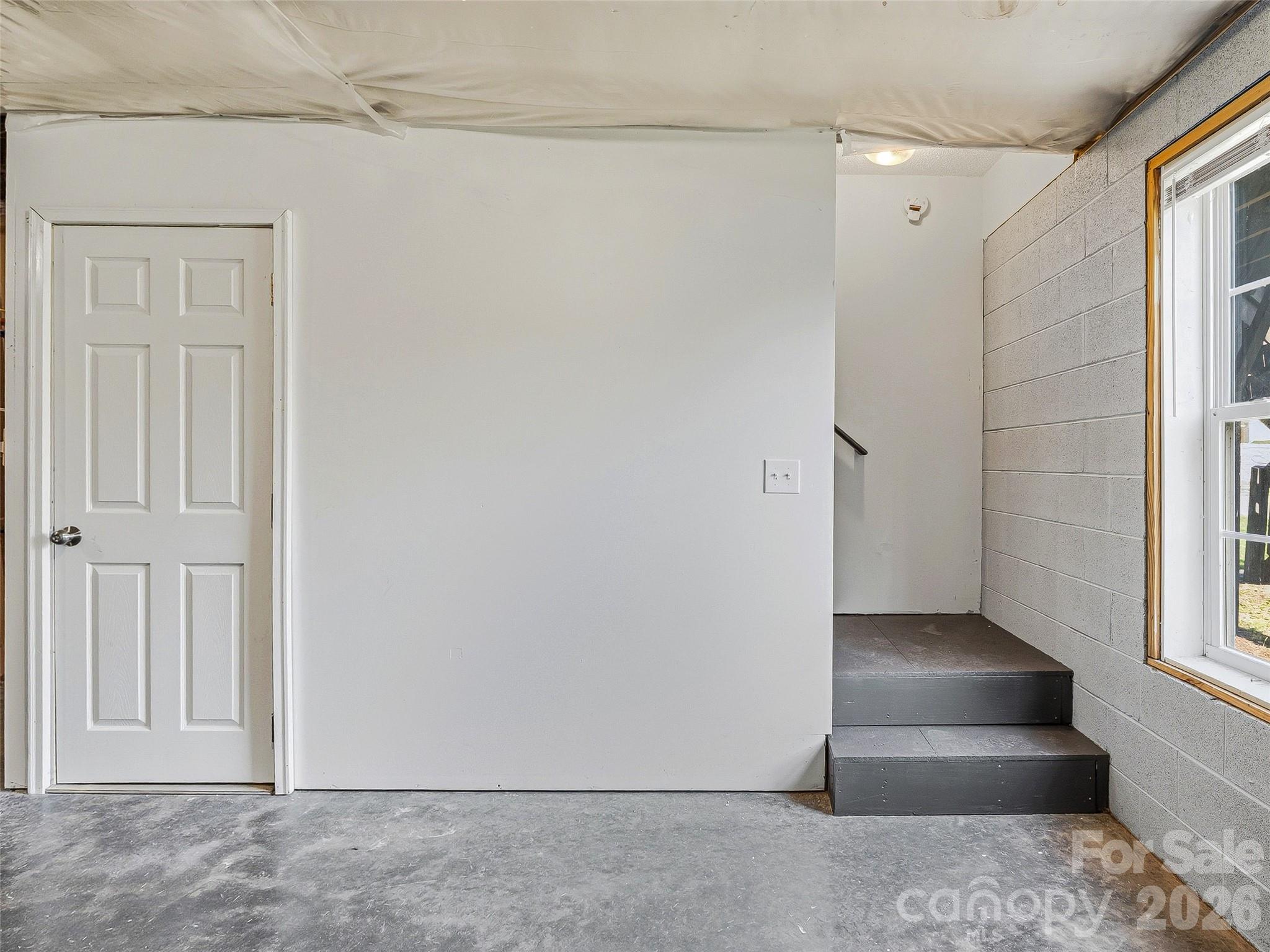 21 Shelburne Drive — Asheville