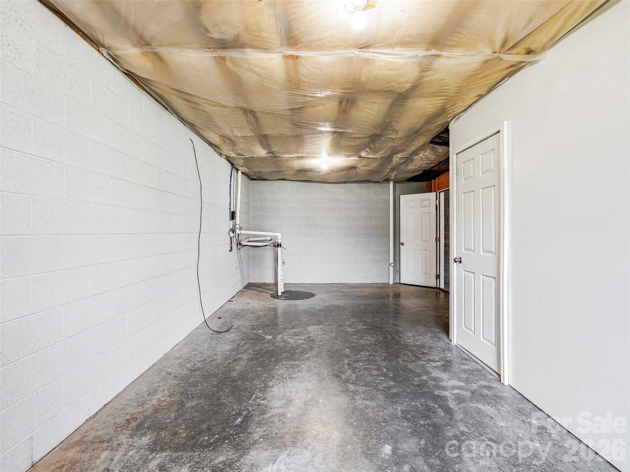 21 Shelburne Drive — Asheville