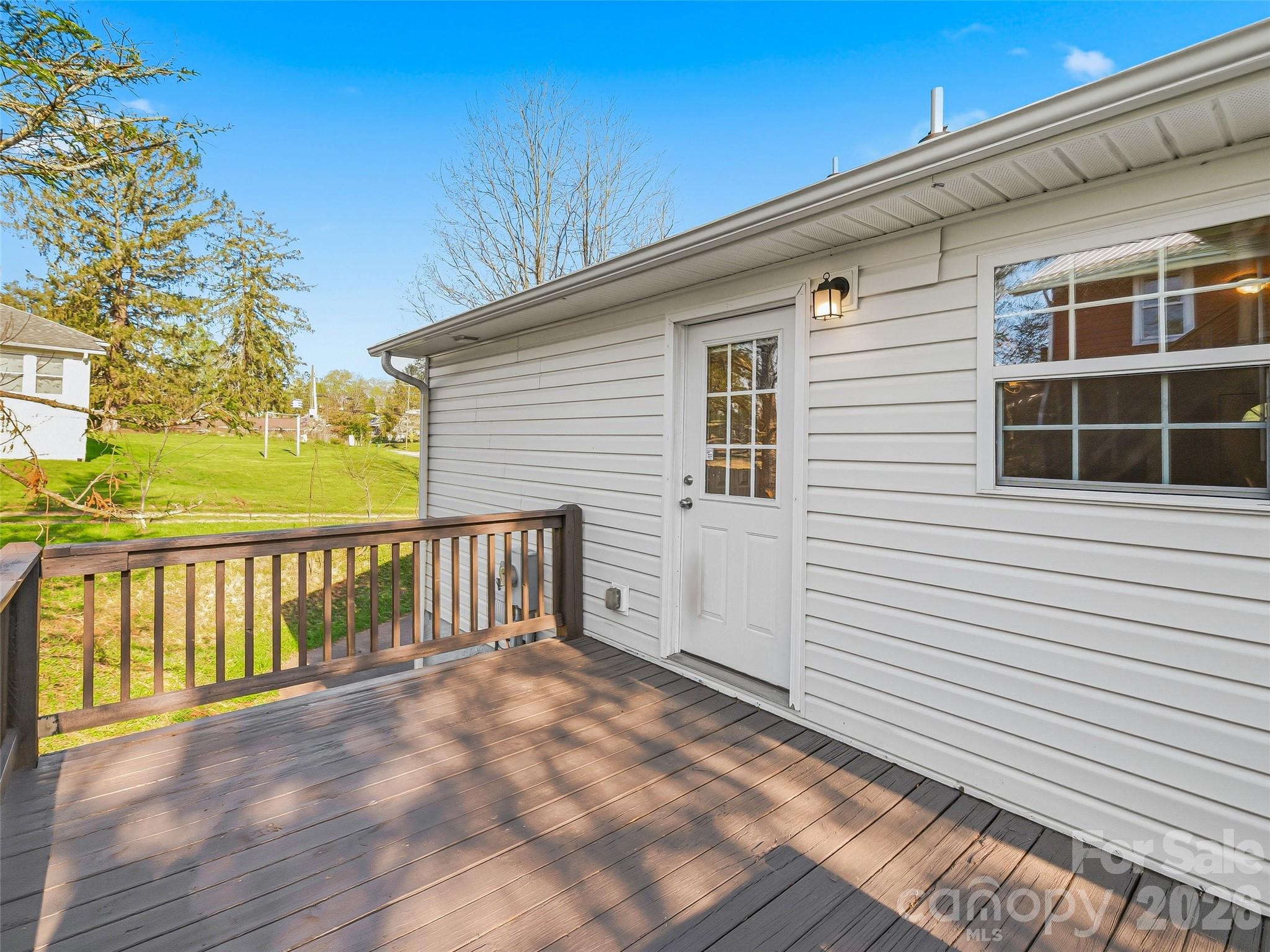 21 Shelburne Drive — Asheville