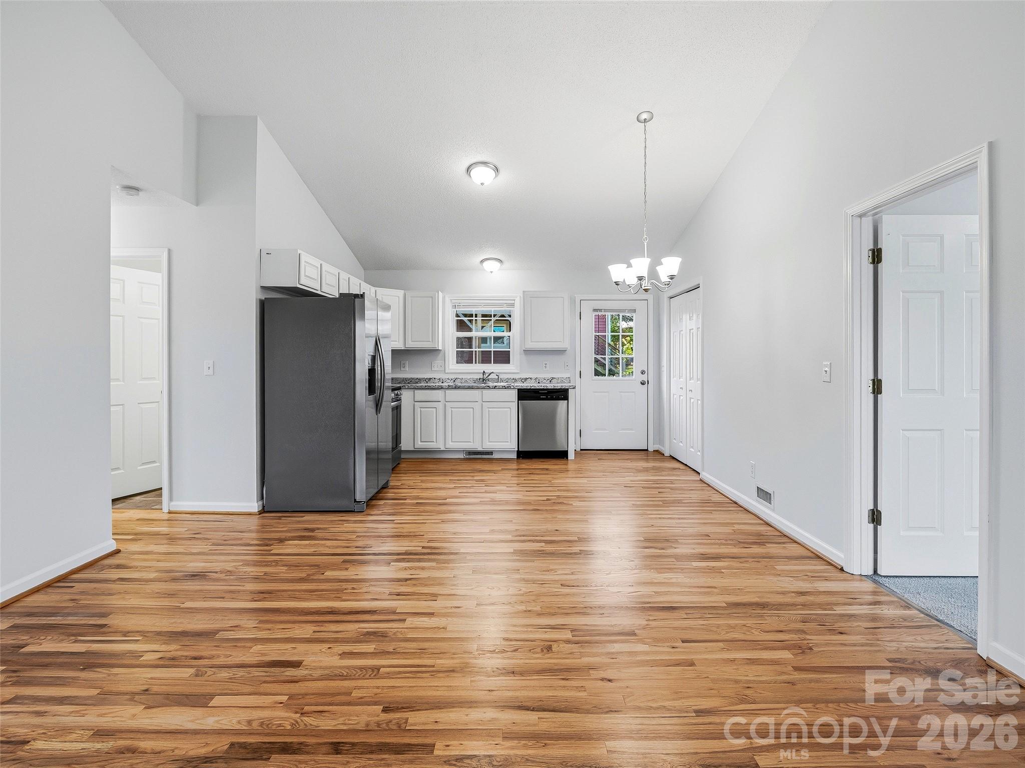 21 Shelburne Drive — Asheville