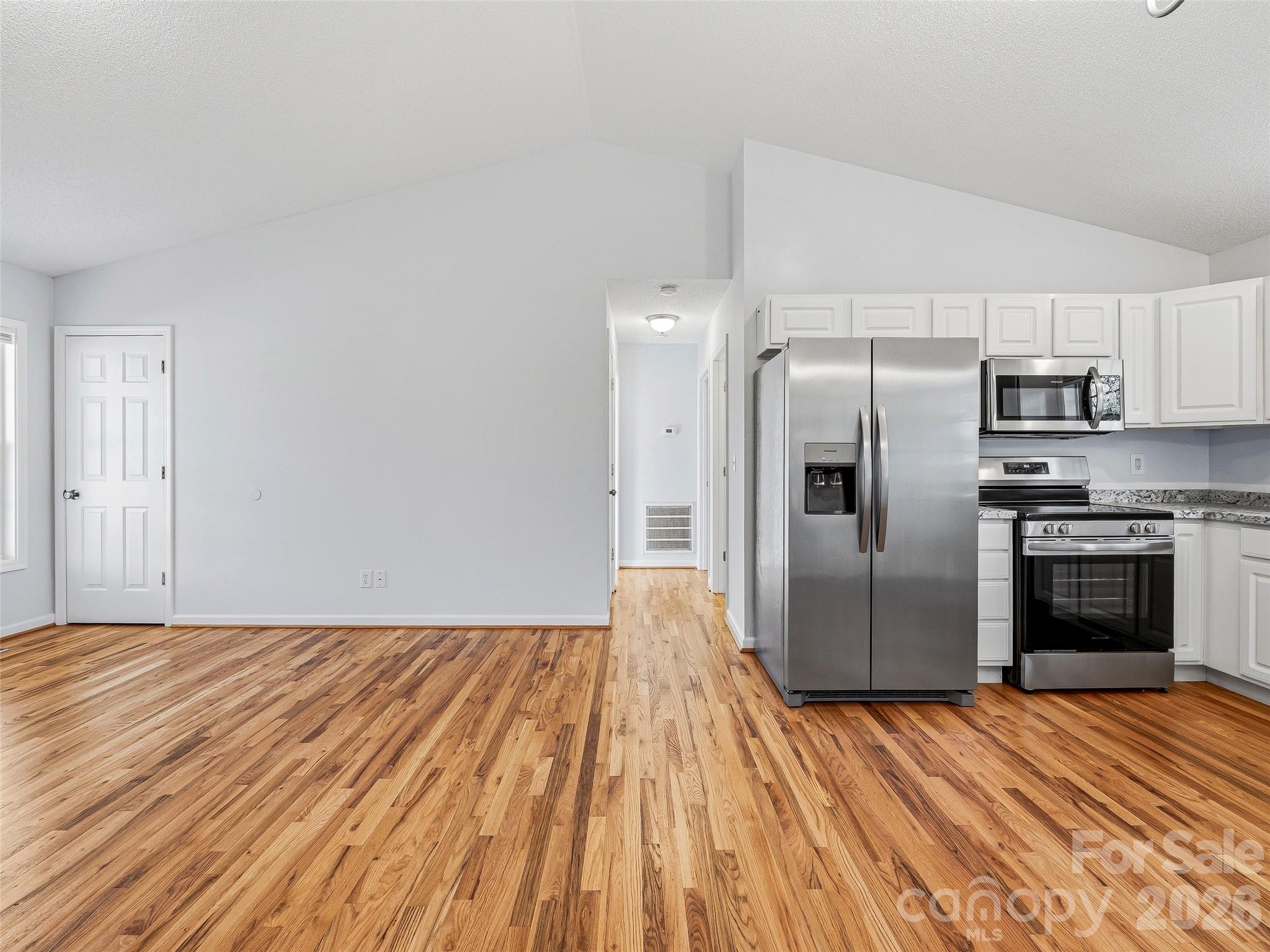 21 Shelburne Drive — Asheville