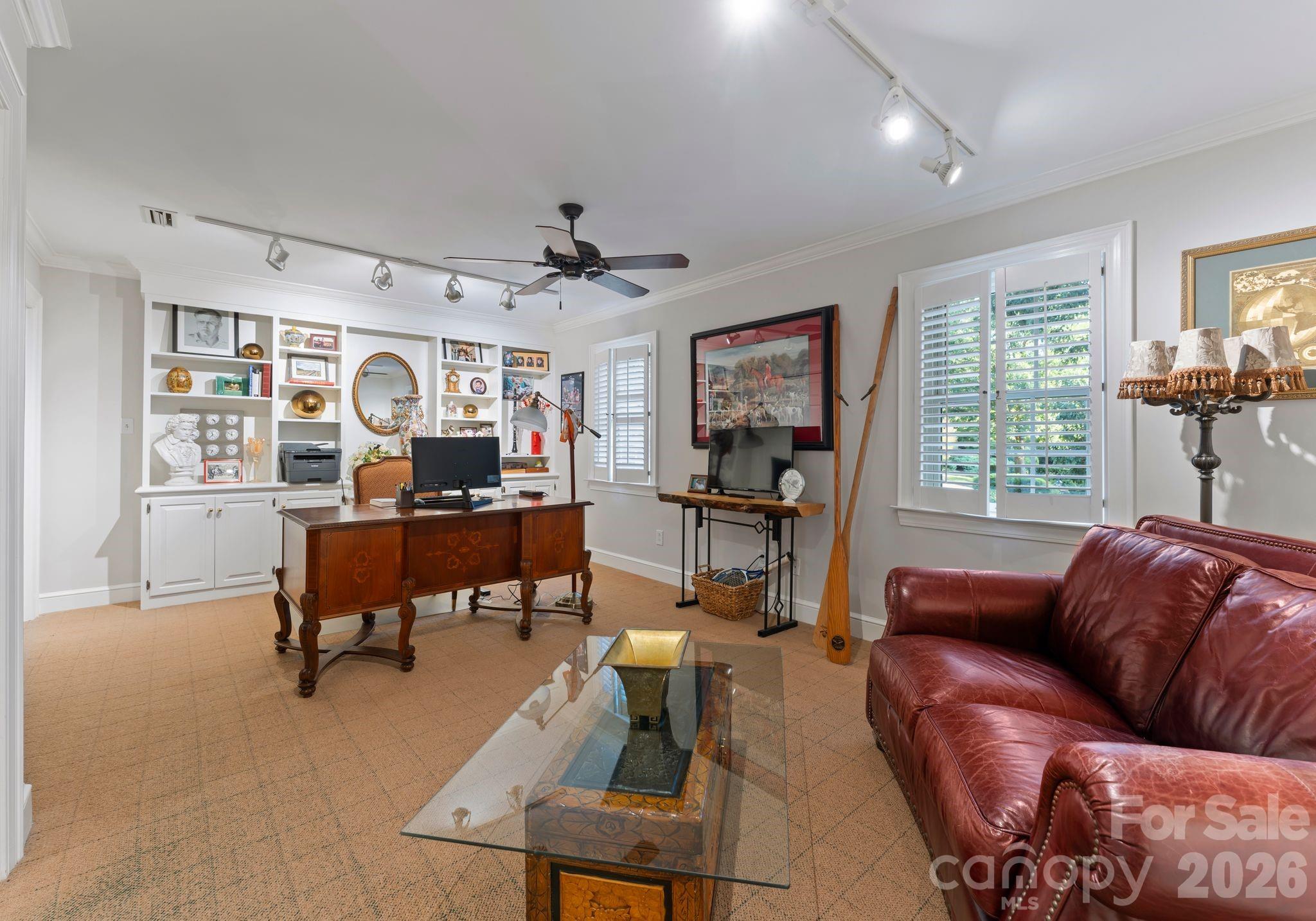 240 21st Avenue Drive NW — Hickory