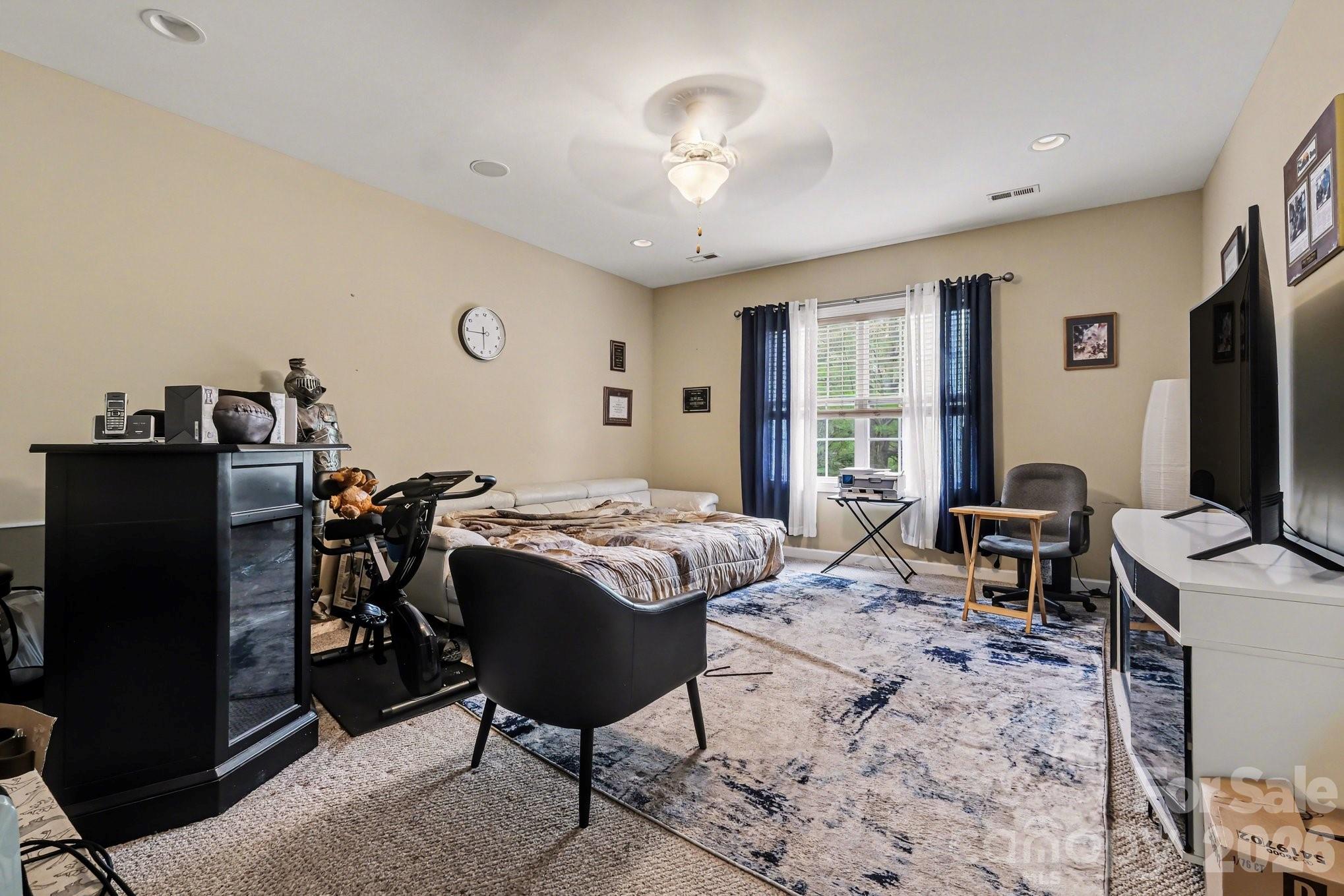 2516 River Oaks Drive — Waxhaw