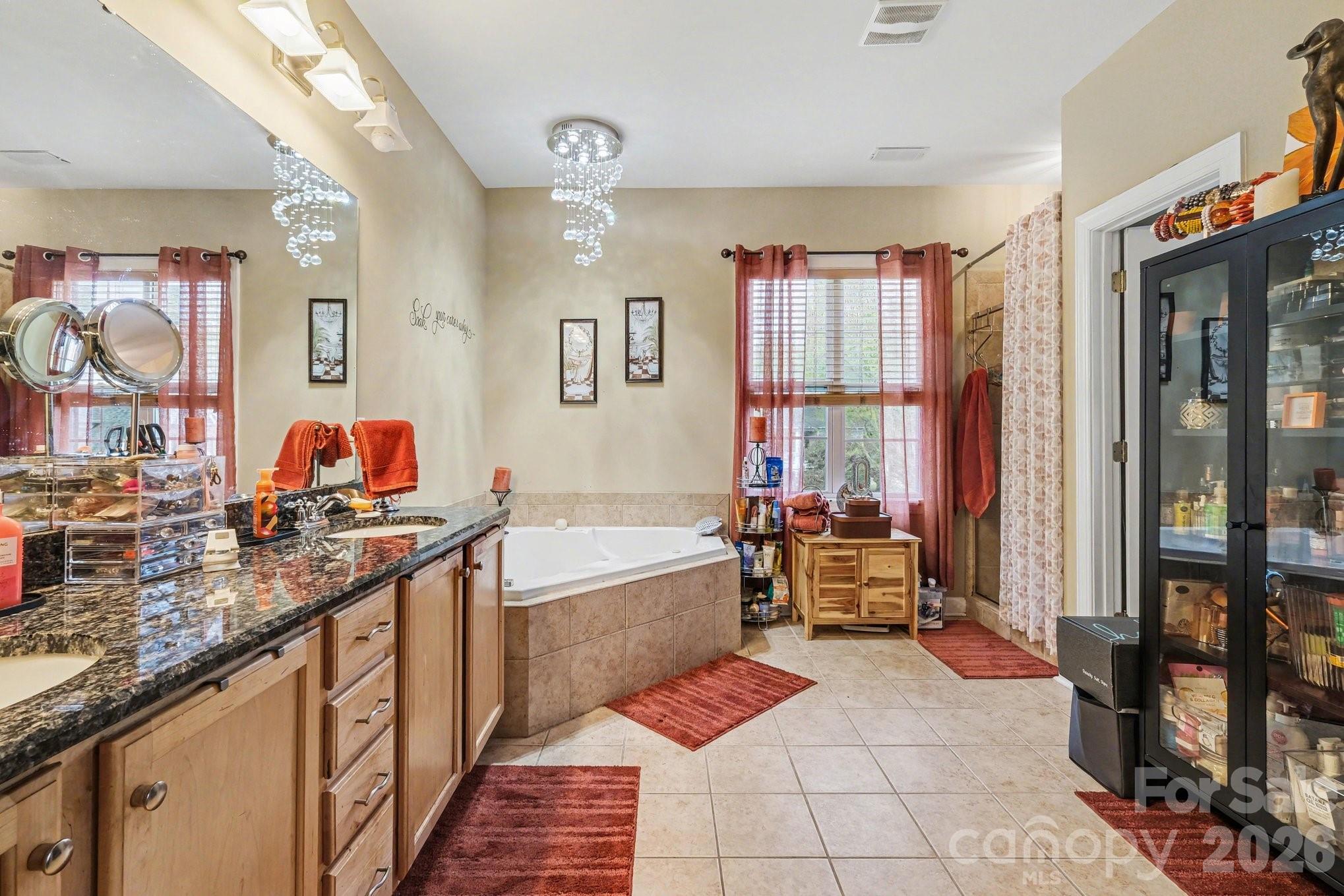 2516 River Oaks Drive — Waxhaw