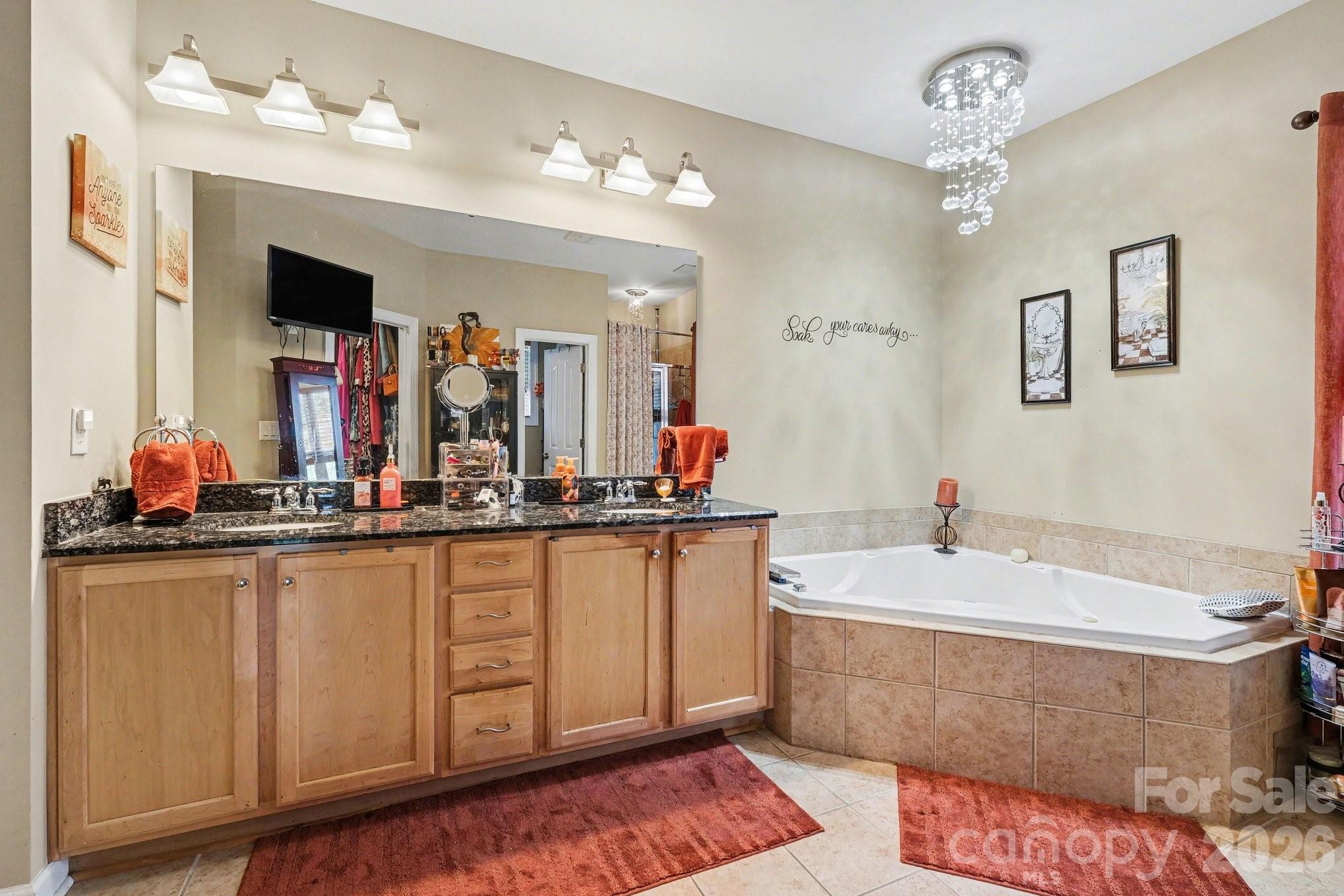 2516 River Oaks Drive — Waxhaw