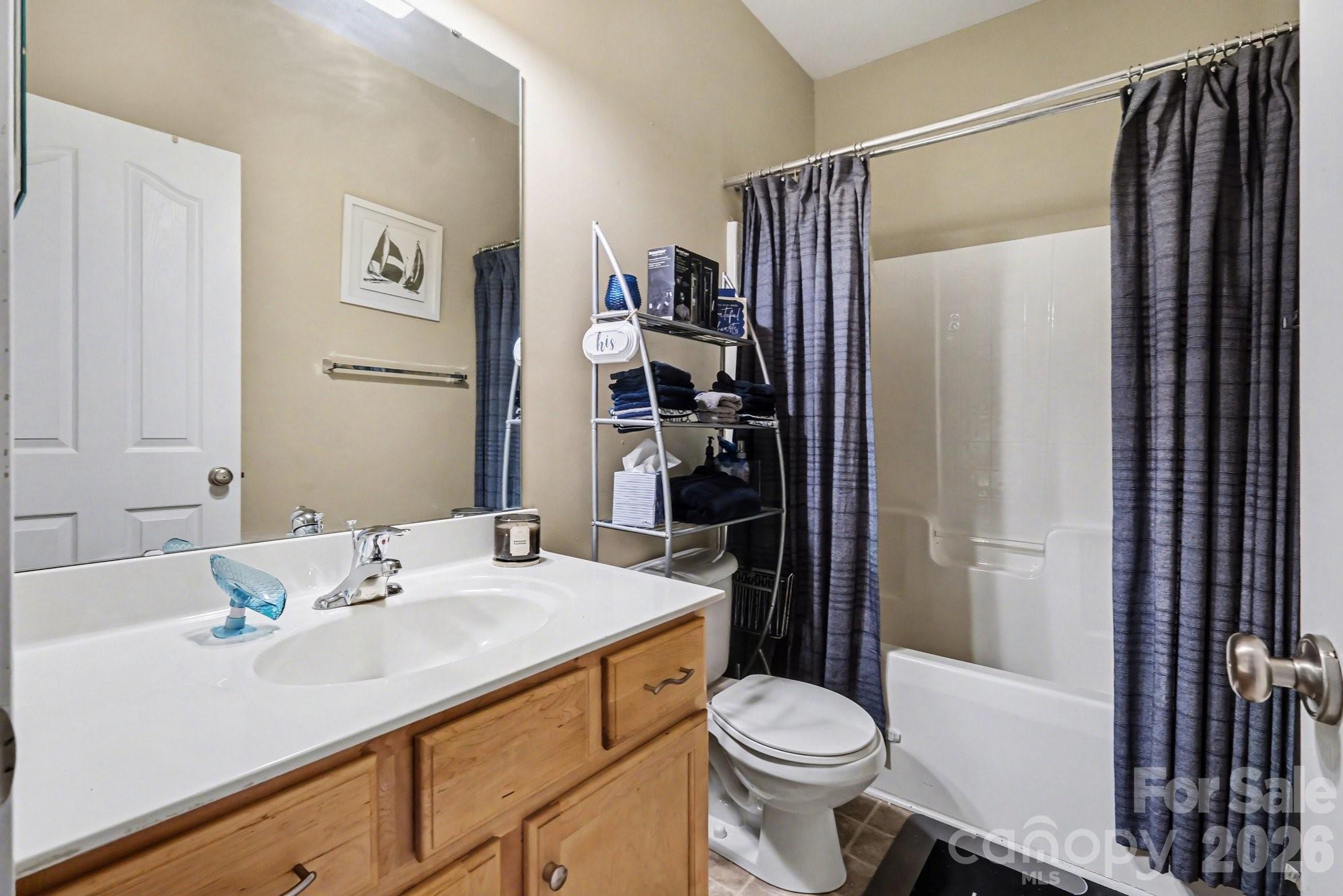 2516 River Oaks Drive — Waxhaw