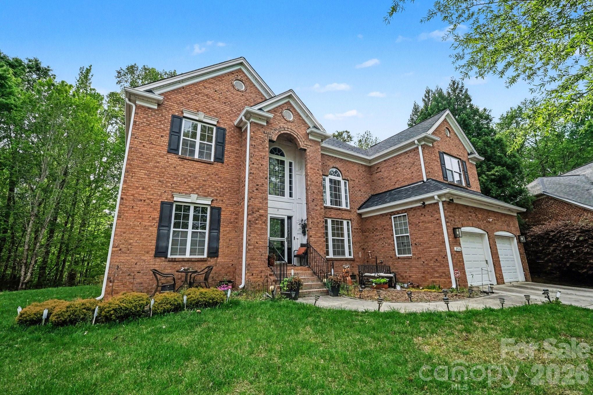 2516 River Oaks Drive — Waxhaw