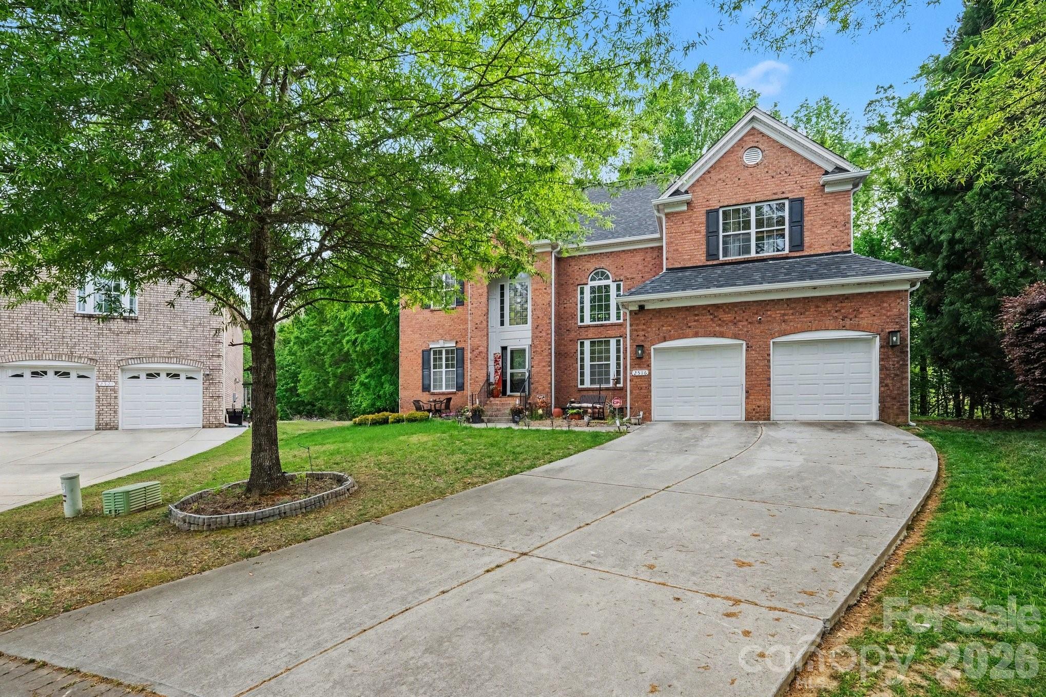 2516 River Oaks Drive — Waxhaw