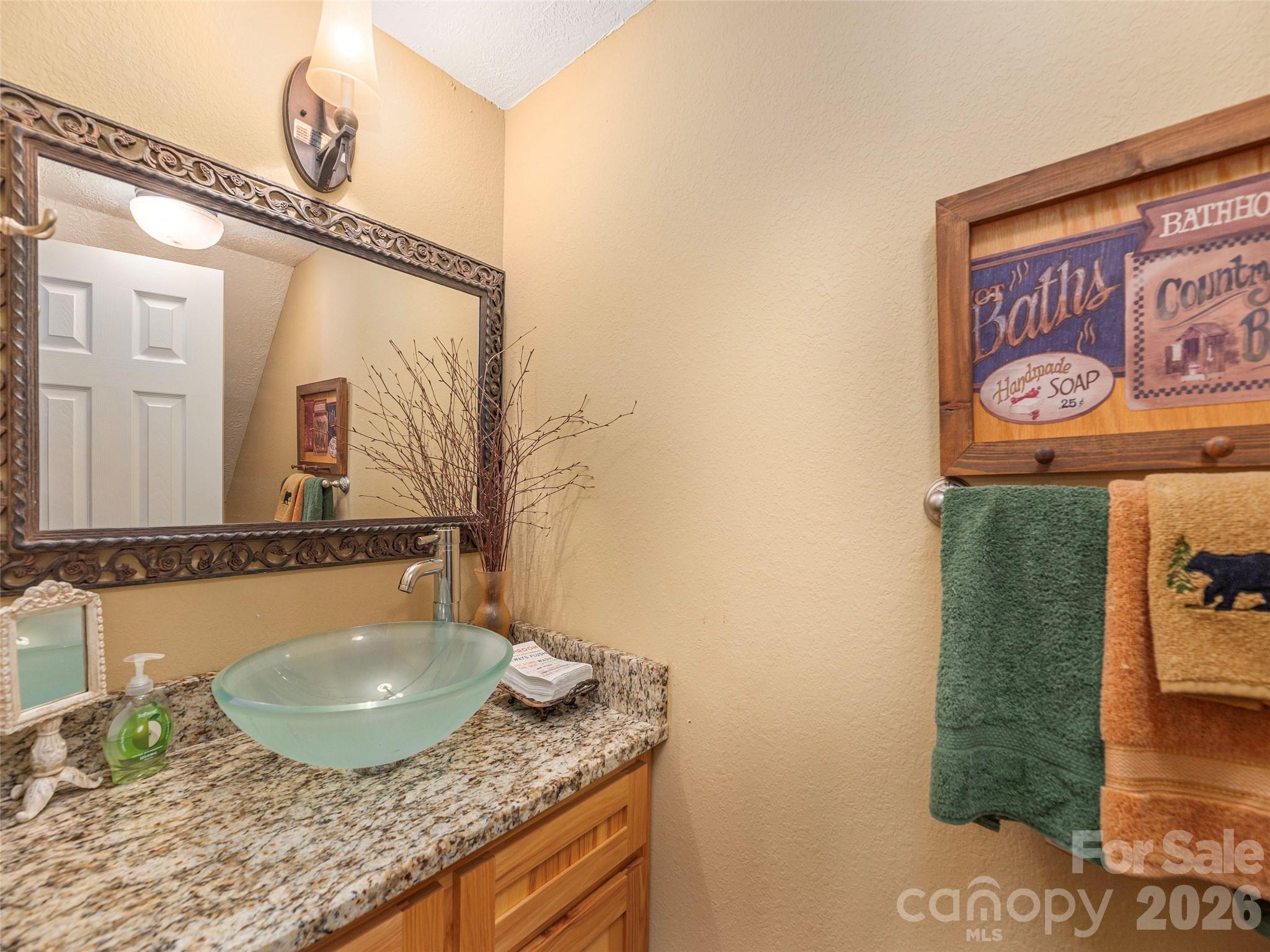 90 Lionheart Lane — Maggie Valley