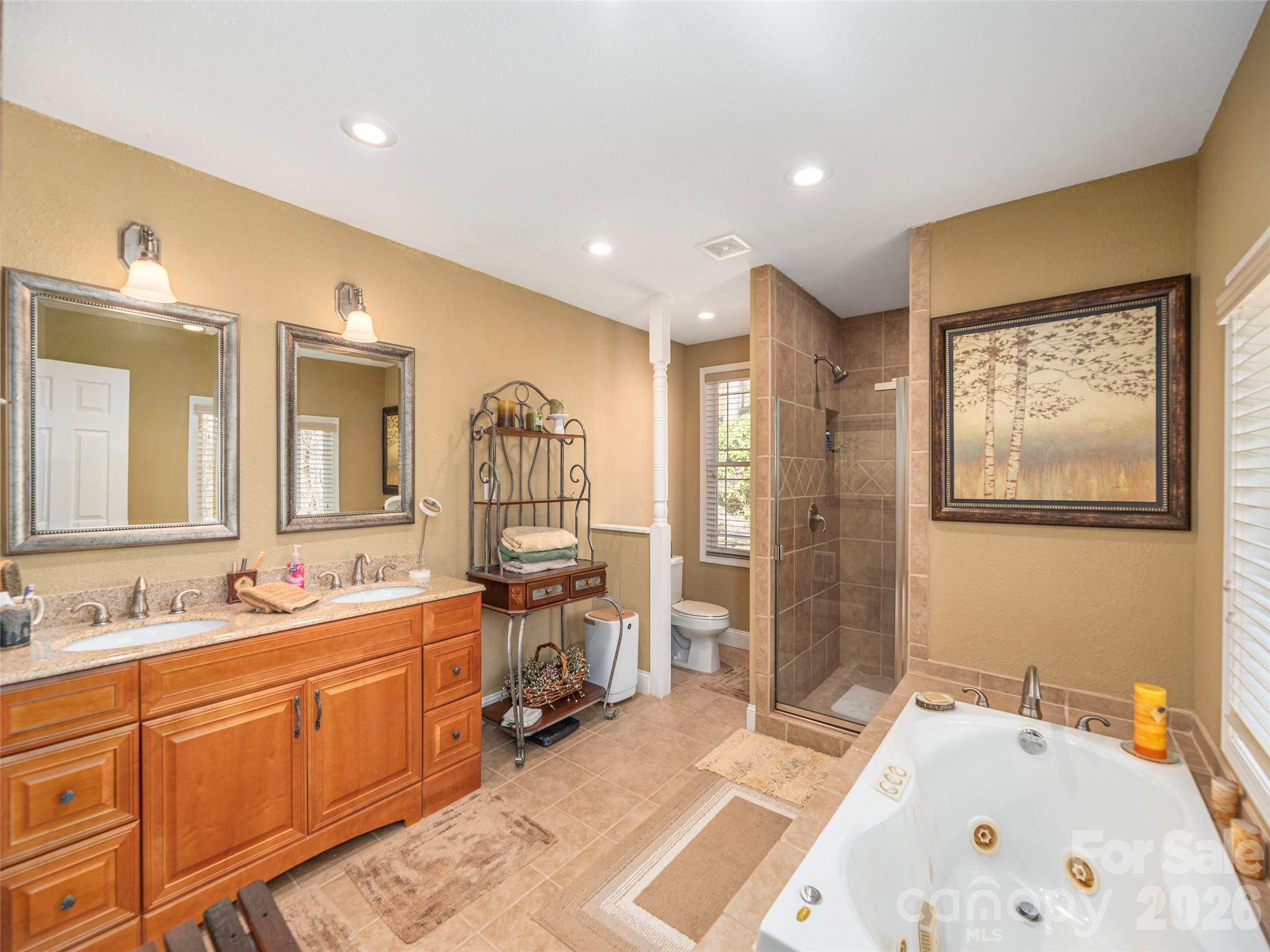 90 Lionheart Lane — Maggie Valley