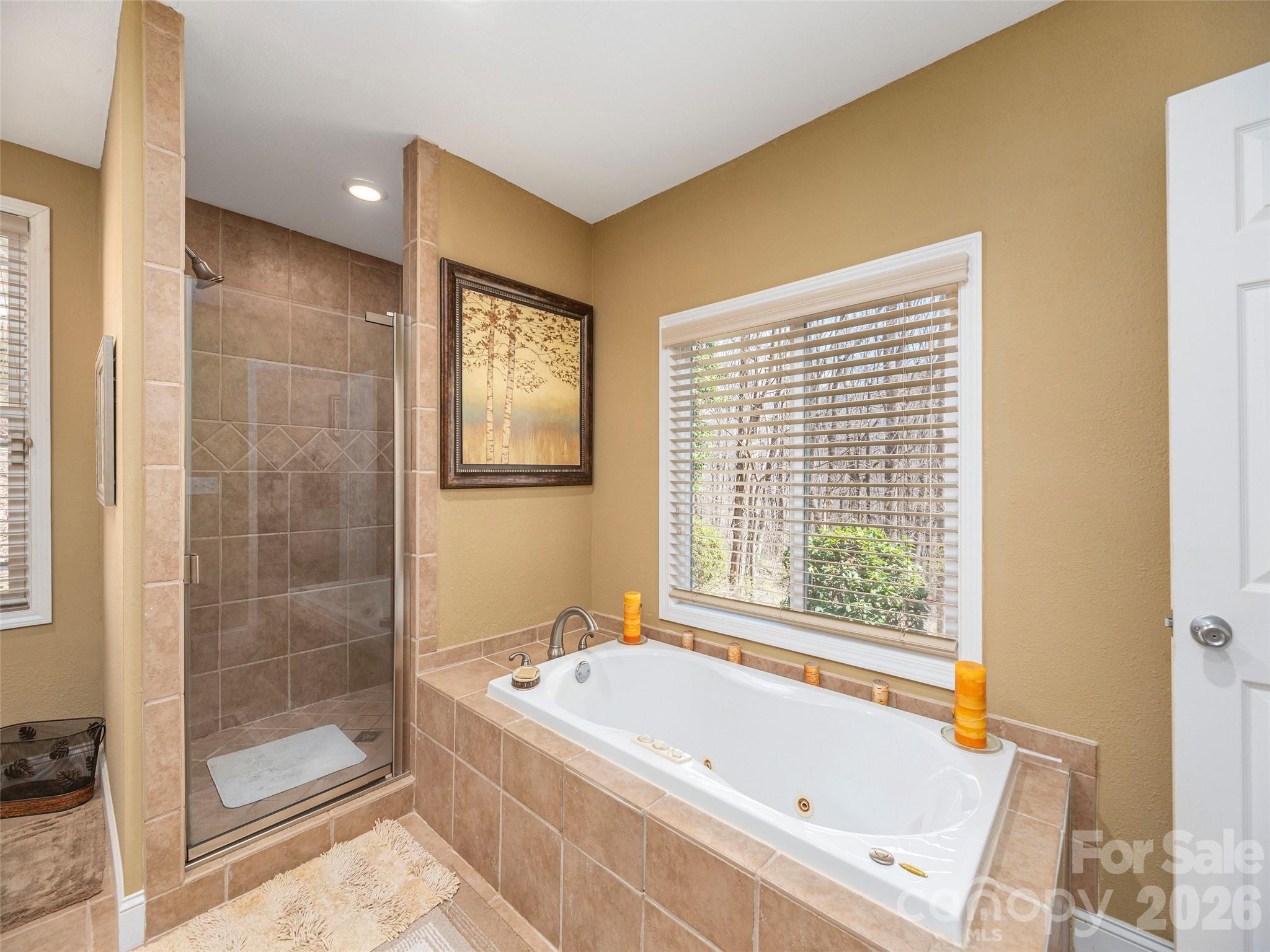 90 Lionheart Lane — Maggie Valley
