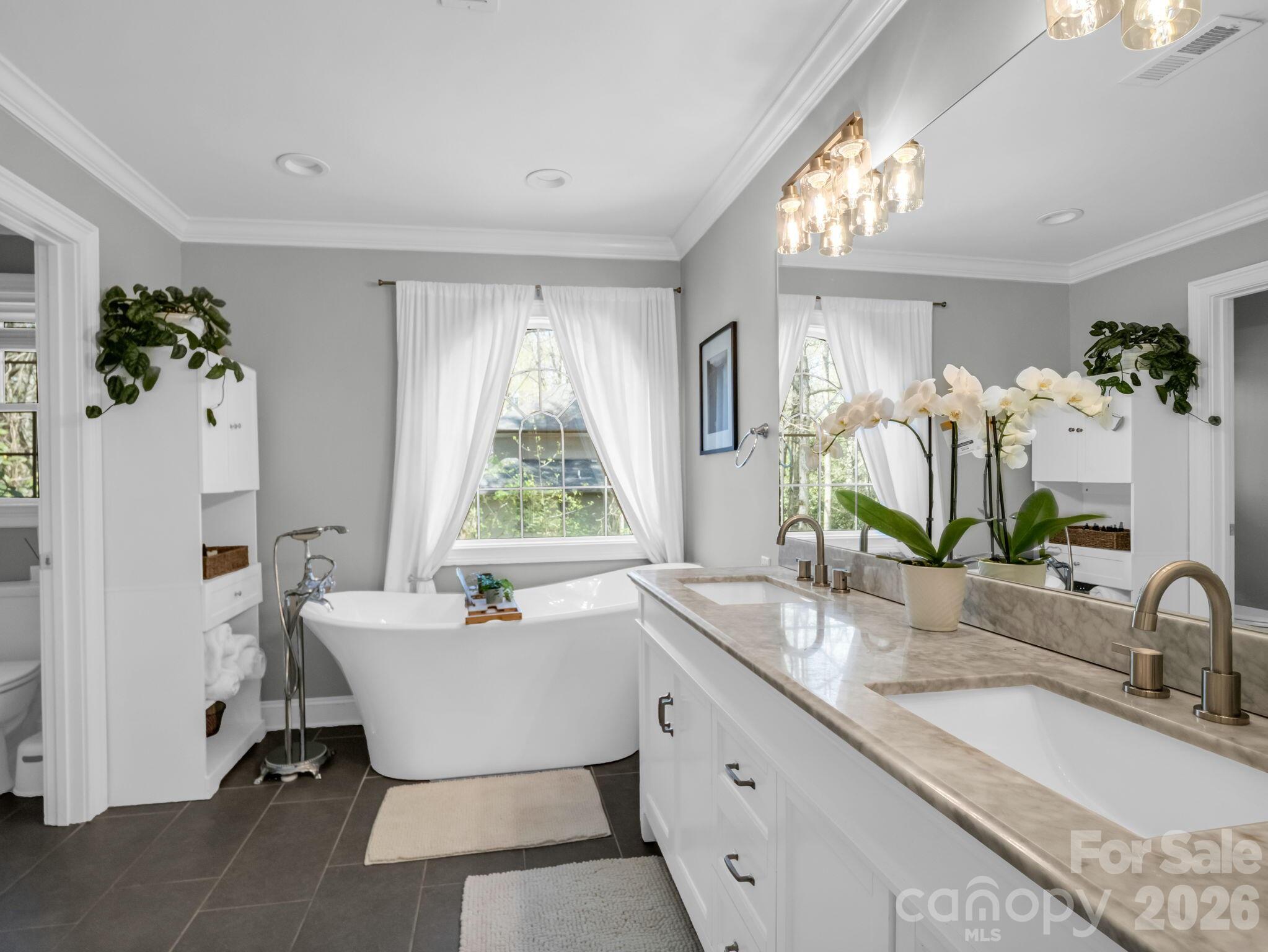 311 Red Fox Circle — Asheville