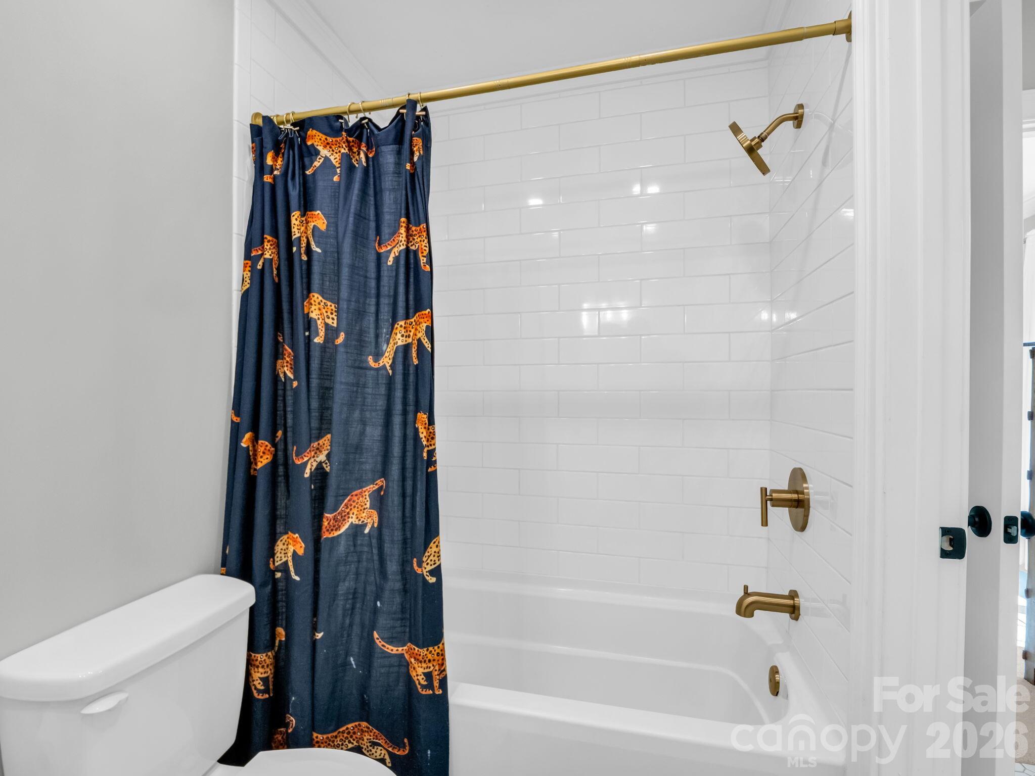 311 Red Fox Circle — Asheville