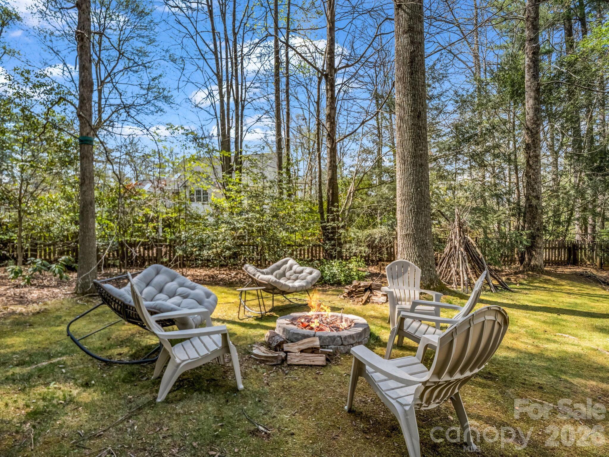 311 Red Fox Circle — Asheville