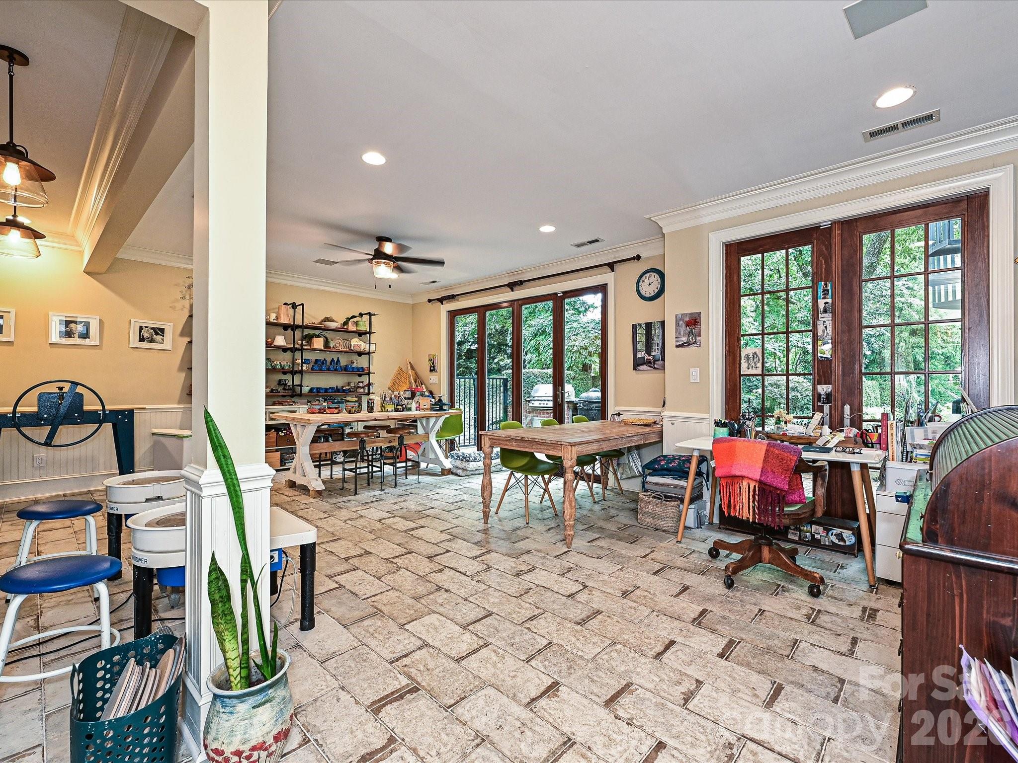 2132 Rolston Drive — Charlotte