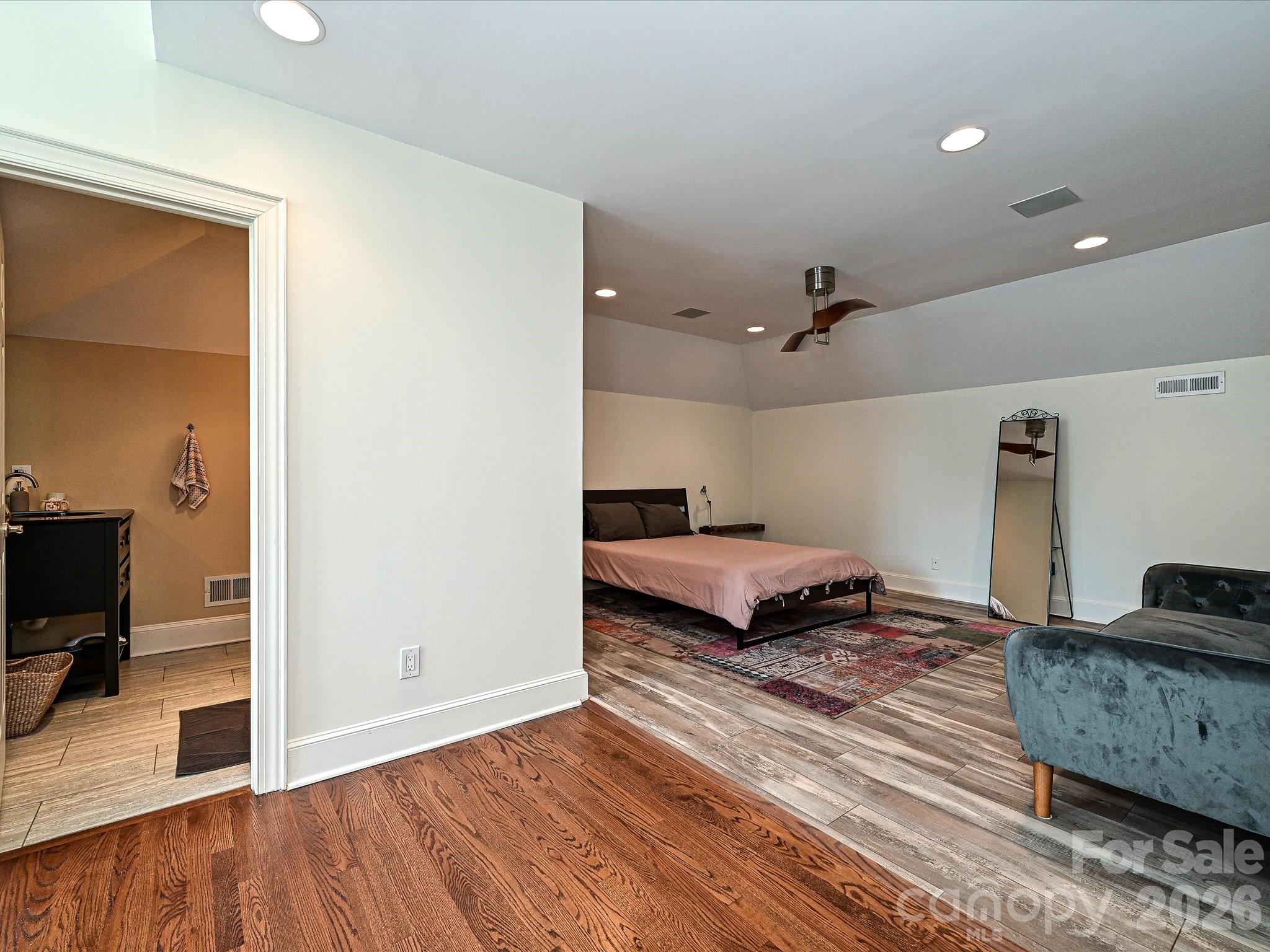 2132 Rolston Drive — Charlotte