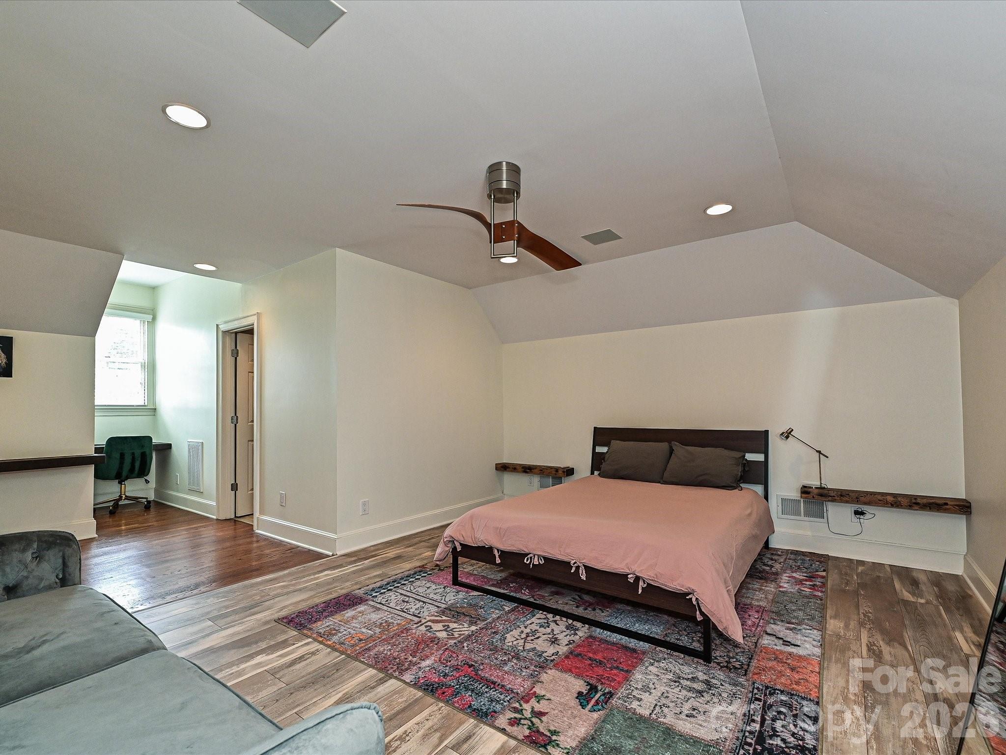 2132 Rolston Drive — Charlotte