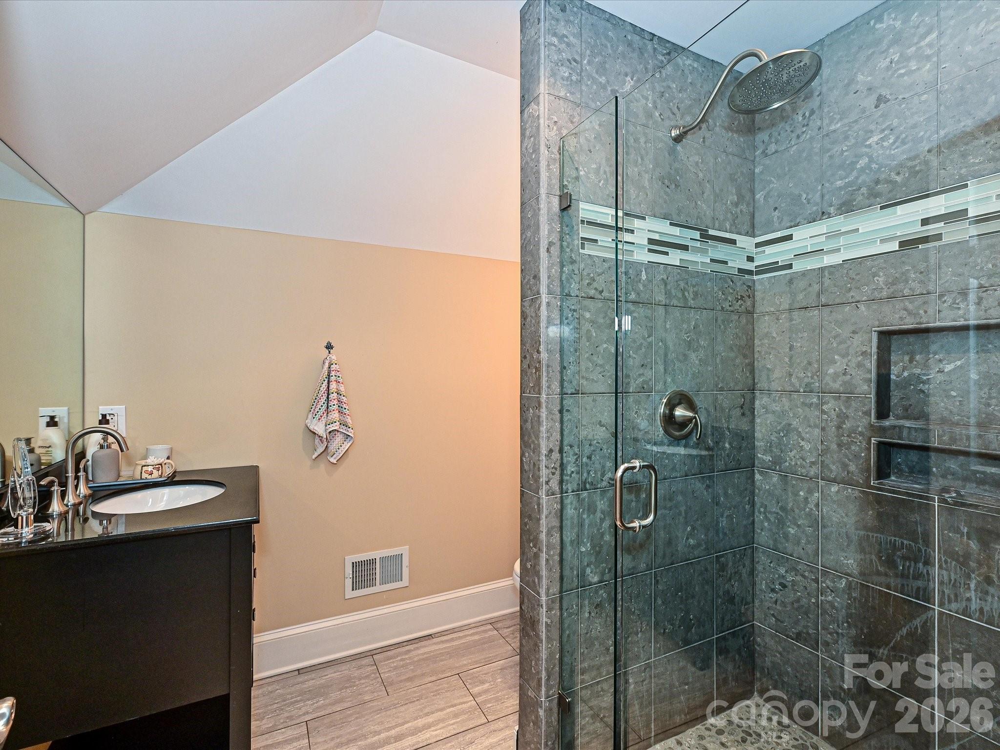 2132 Rolston Drive — Charlotte
