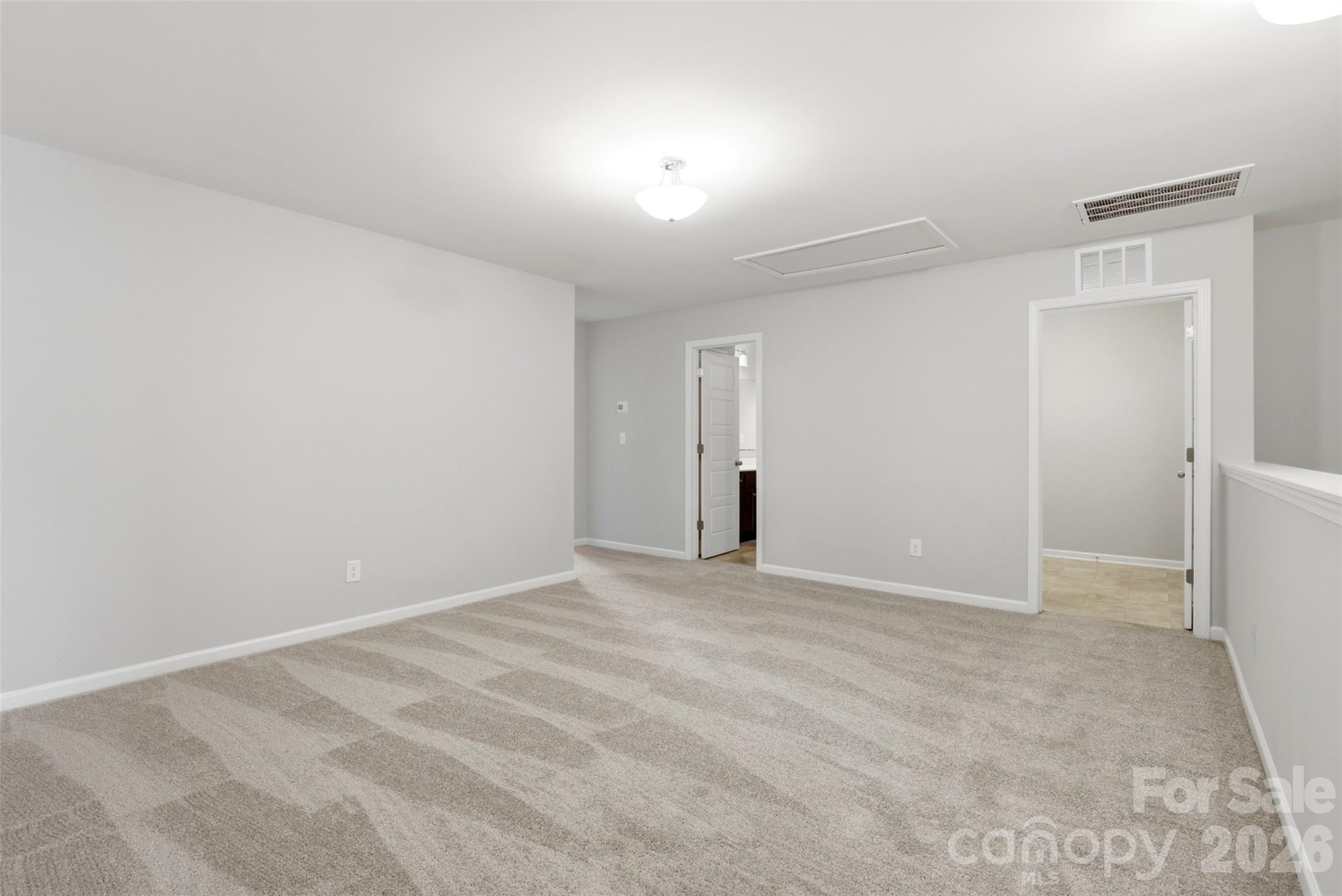 1117 Streamside Lane — York