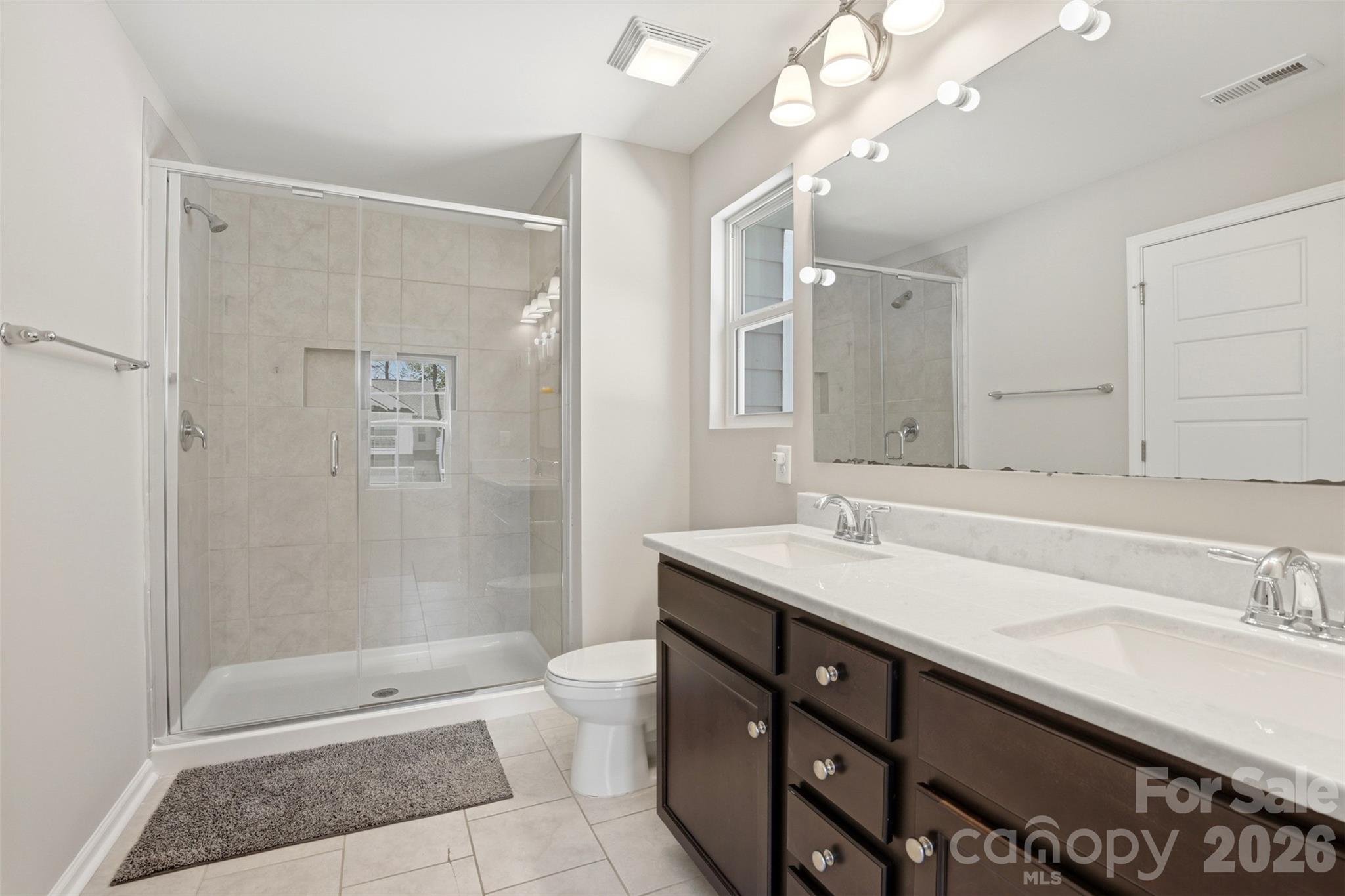 1117 Streamside Lane — York