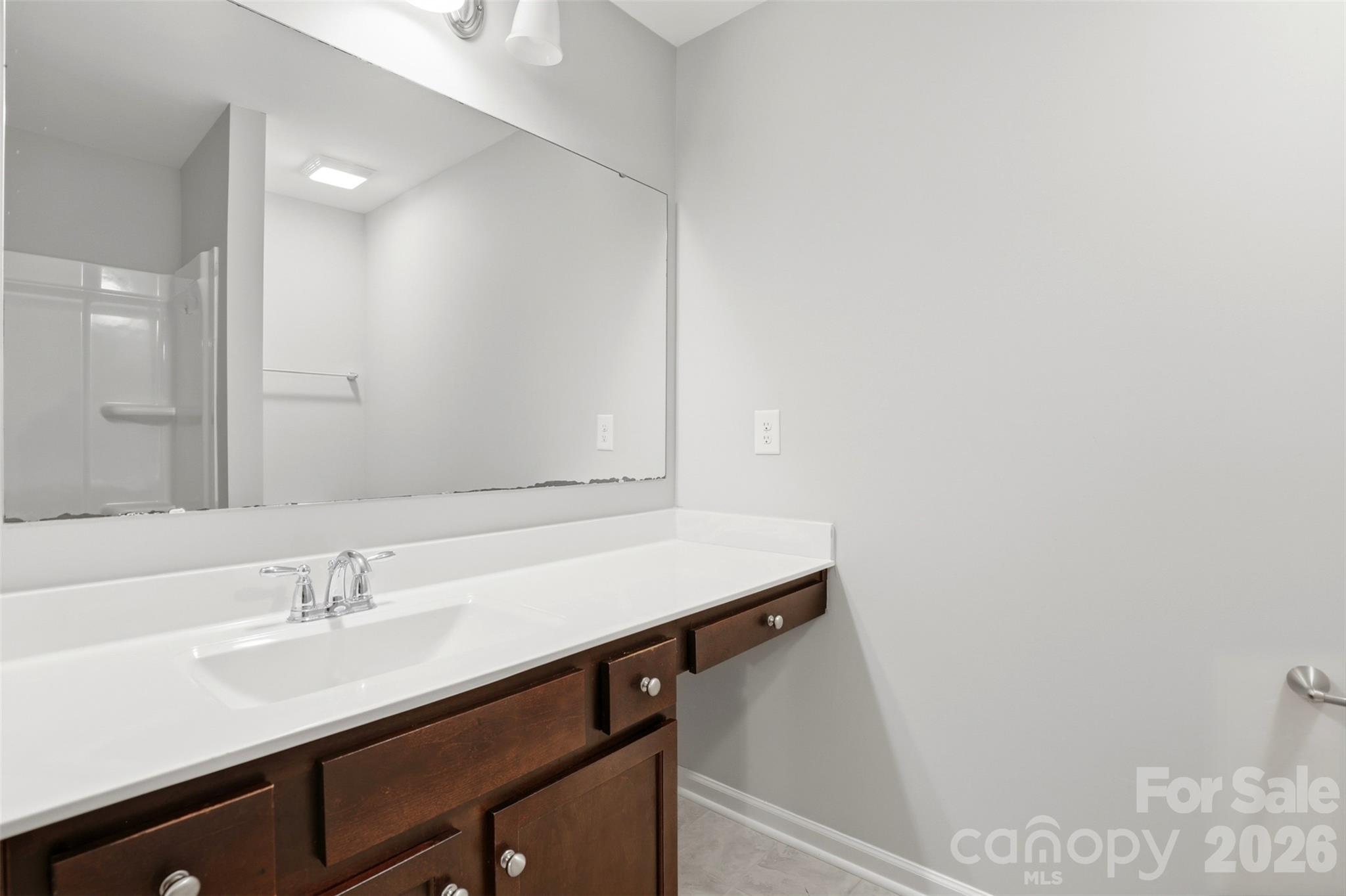 1117 Streamside Lane — York