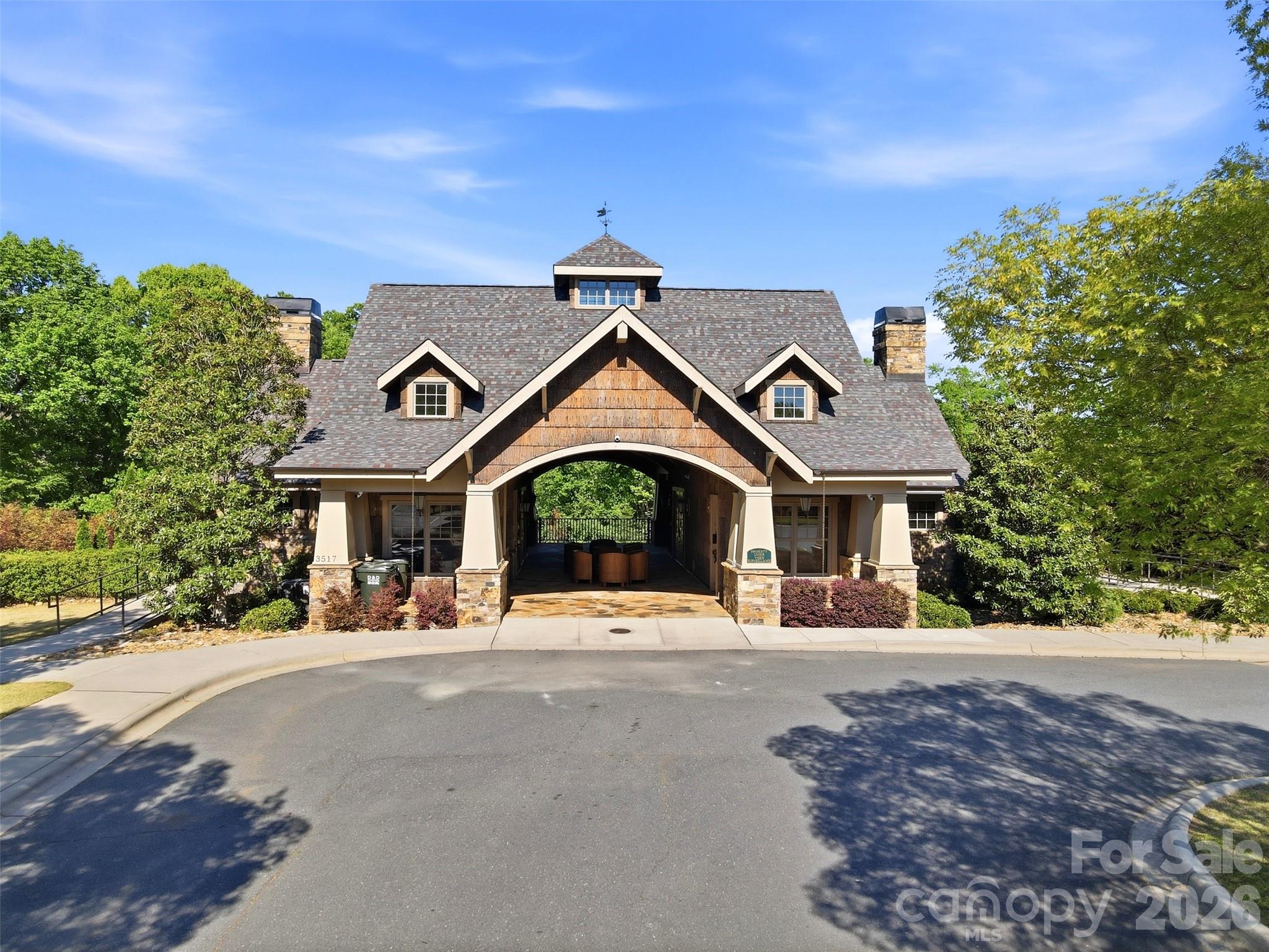 1117 Streamside Lane — York