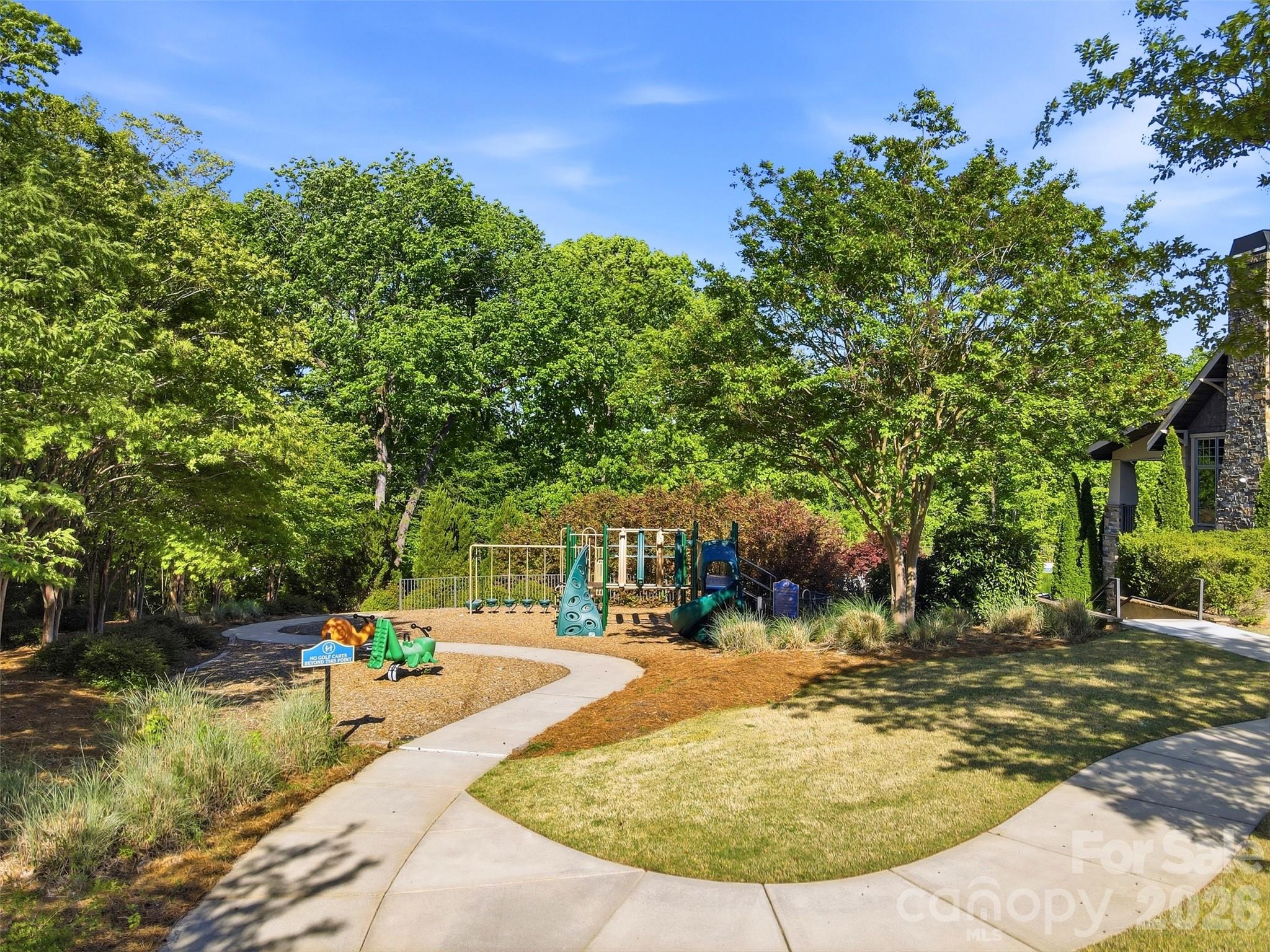 1117 Streamside Lane — York