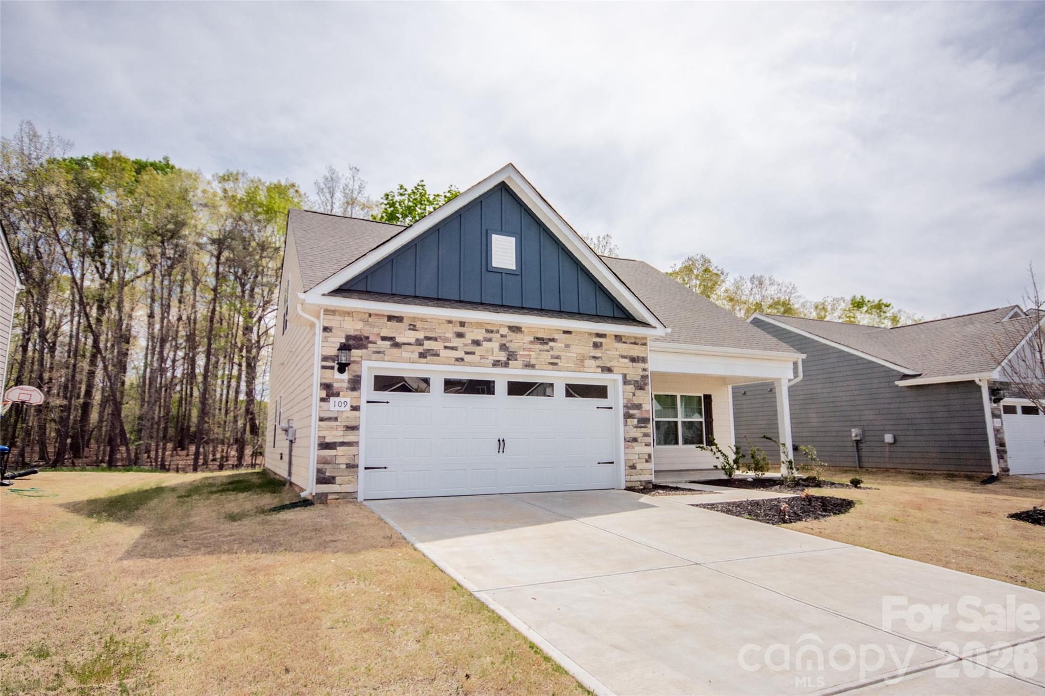 109 Brixham Loop — Troutman