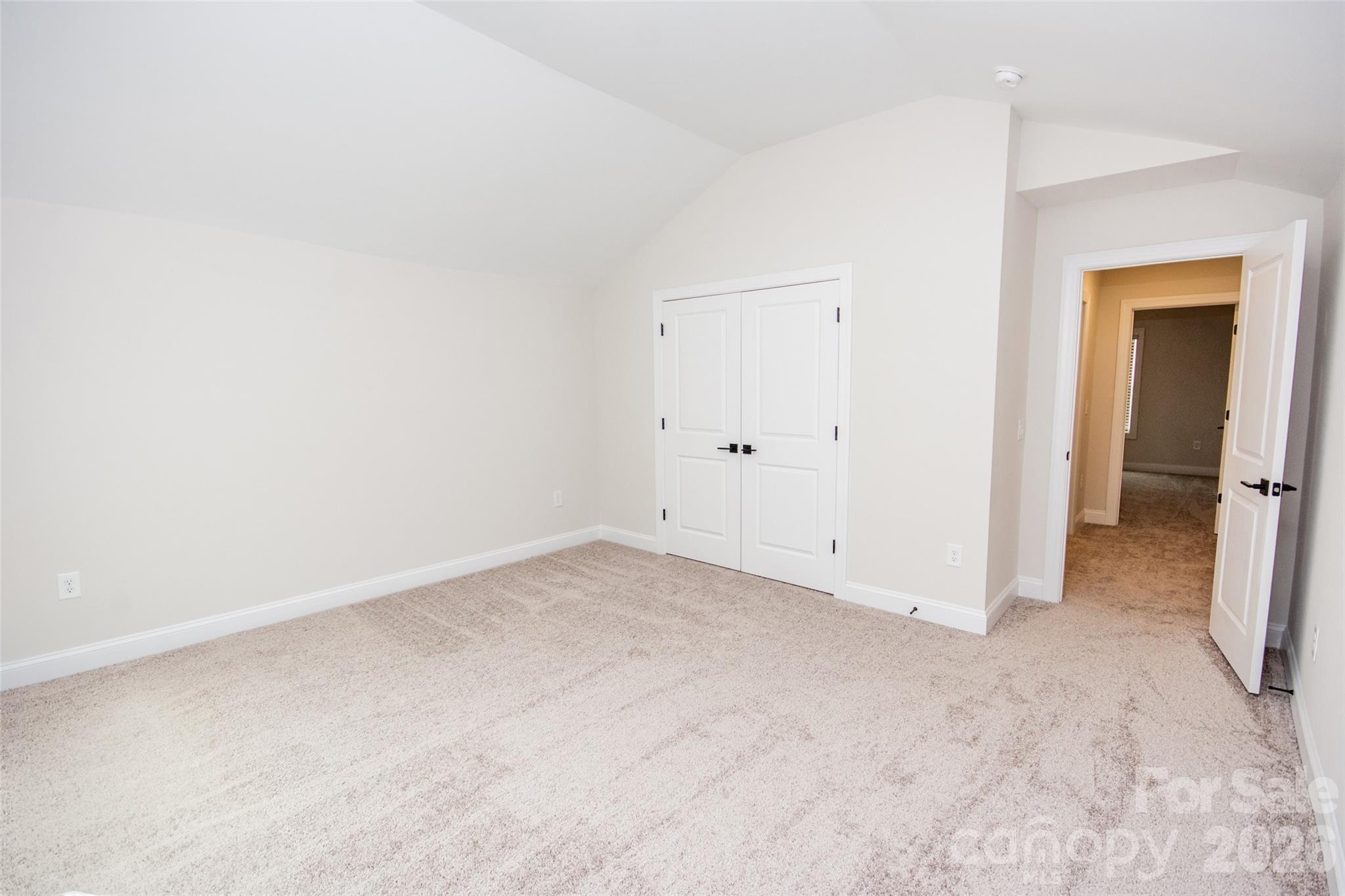 109 Brixham Loop — Troutman